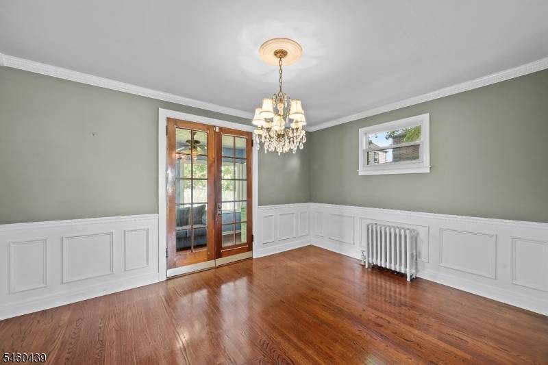 10 Sussex Rd, Clifton City, NJ 07012