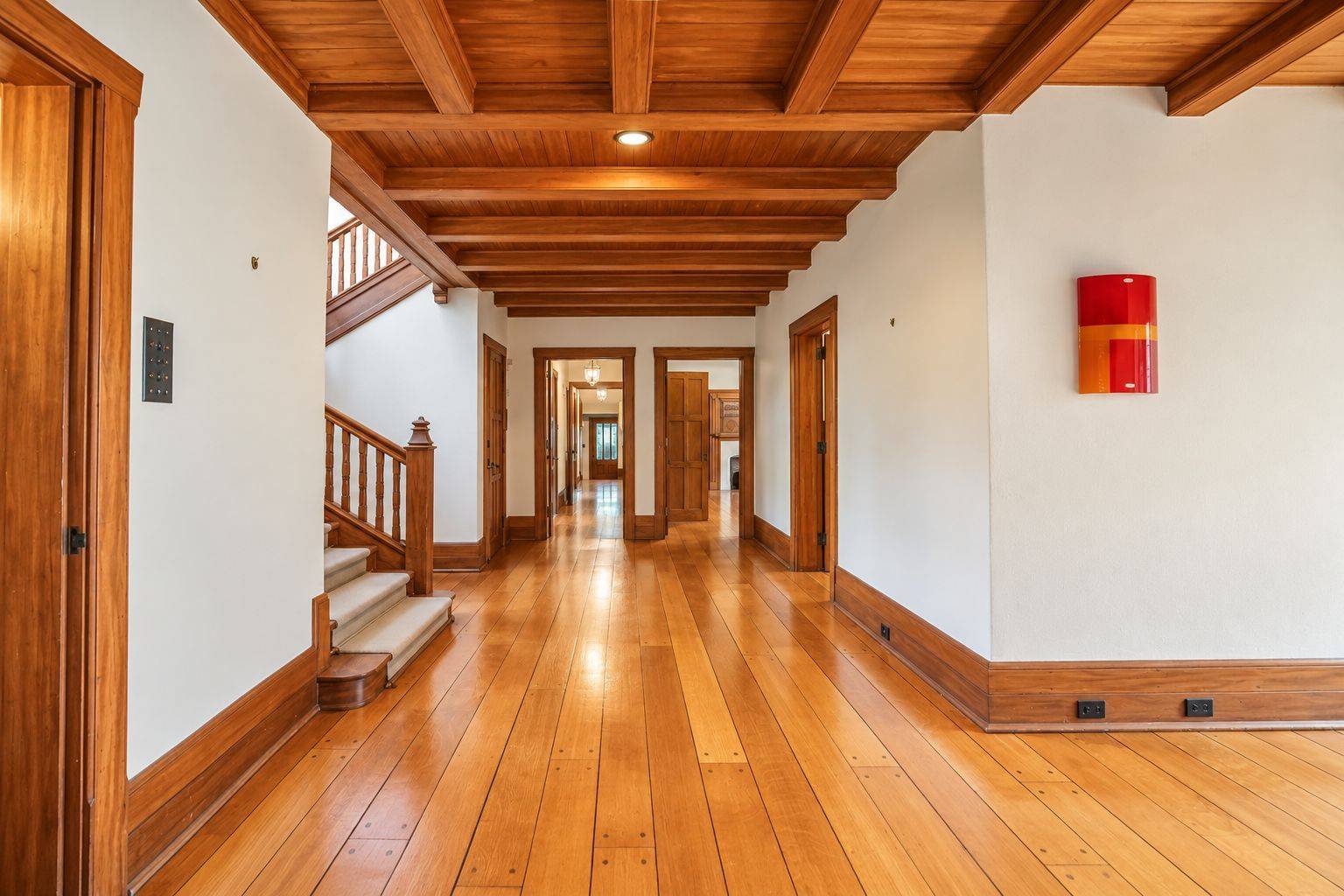 372 Old Yonge ST, Toronto C12, ON M2P 1R4