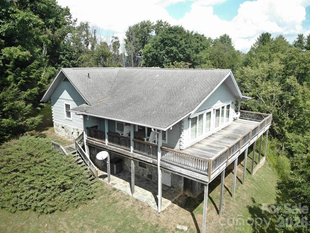 979 Wagon RD #6-8, Warrensville, NC 28693