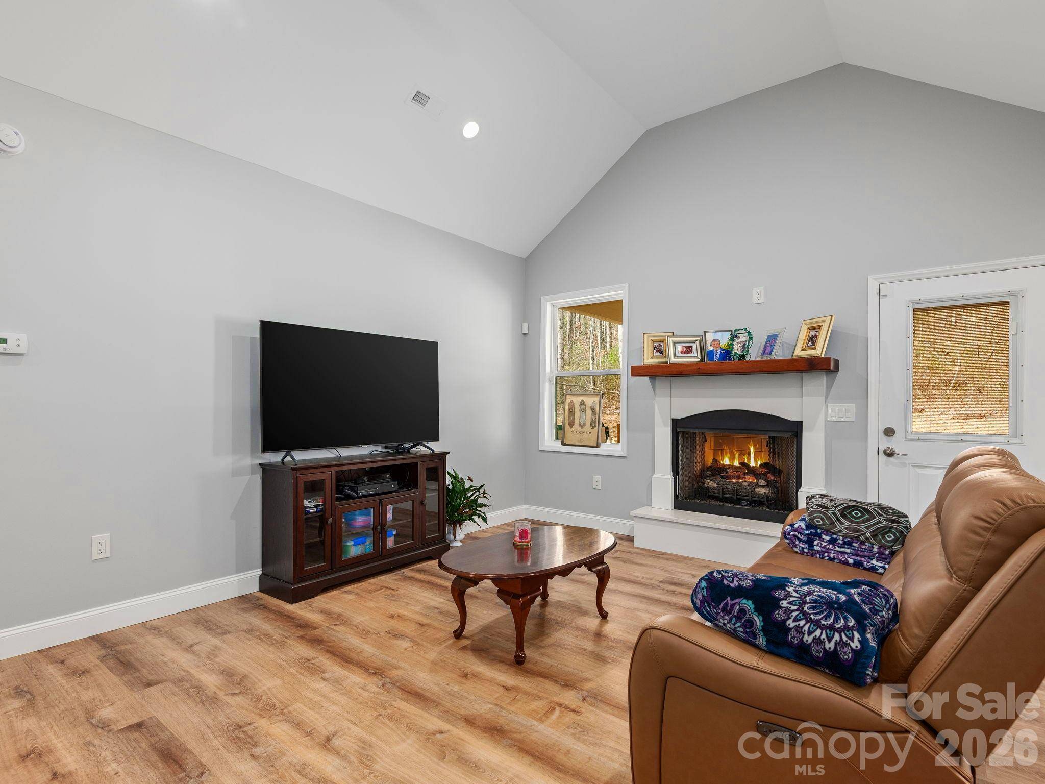 1230 Terrys Gap RD, Hendersonville, NC 28792