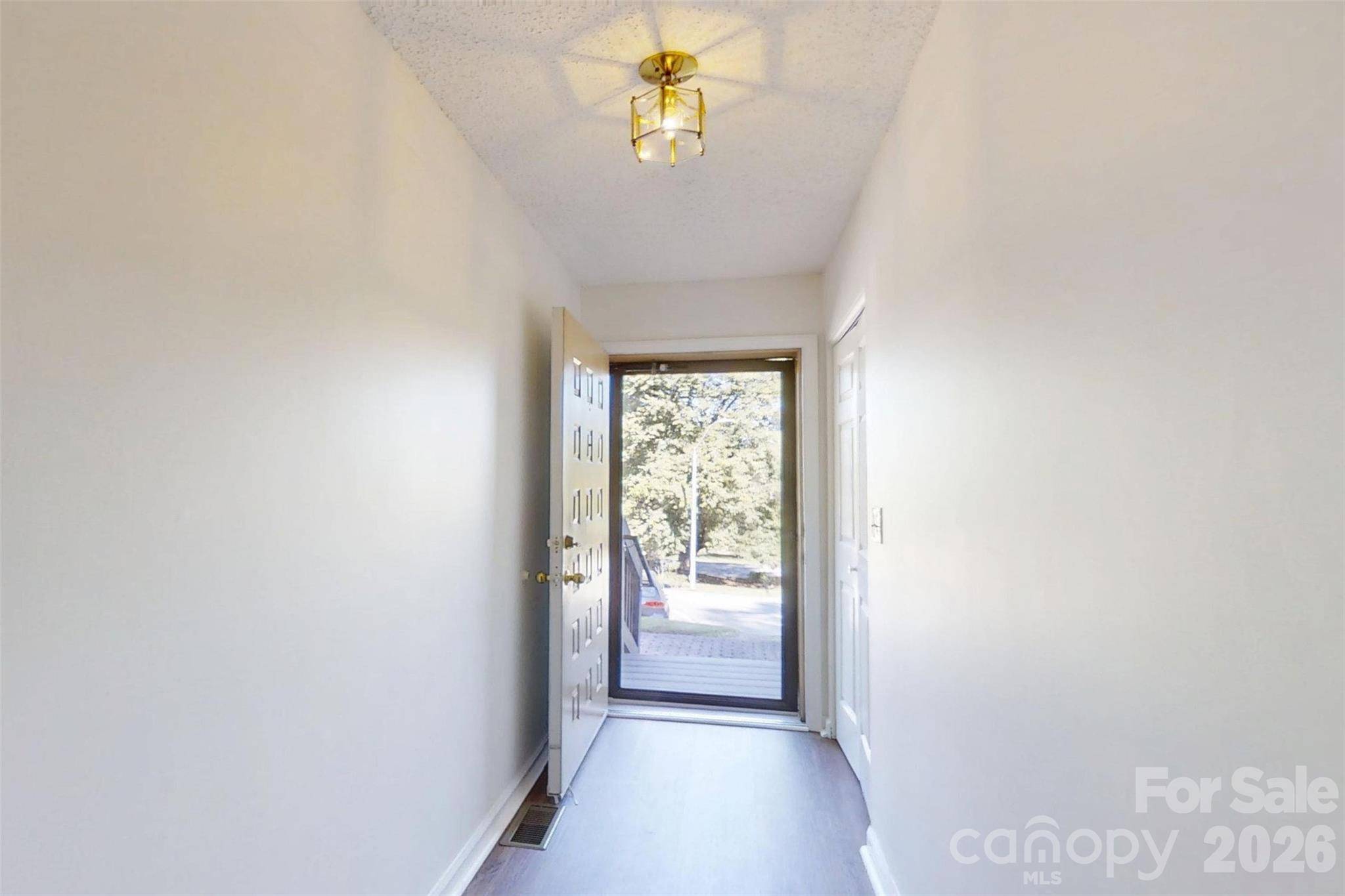 51 Pebble Creek DR, Asheville, NC 28803