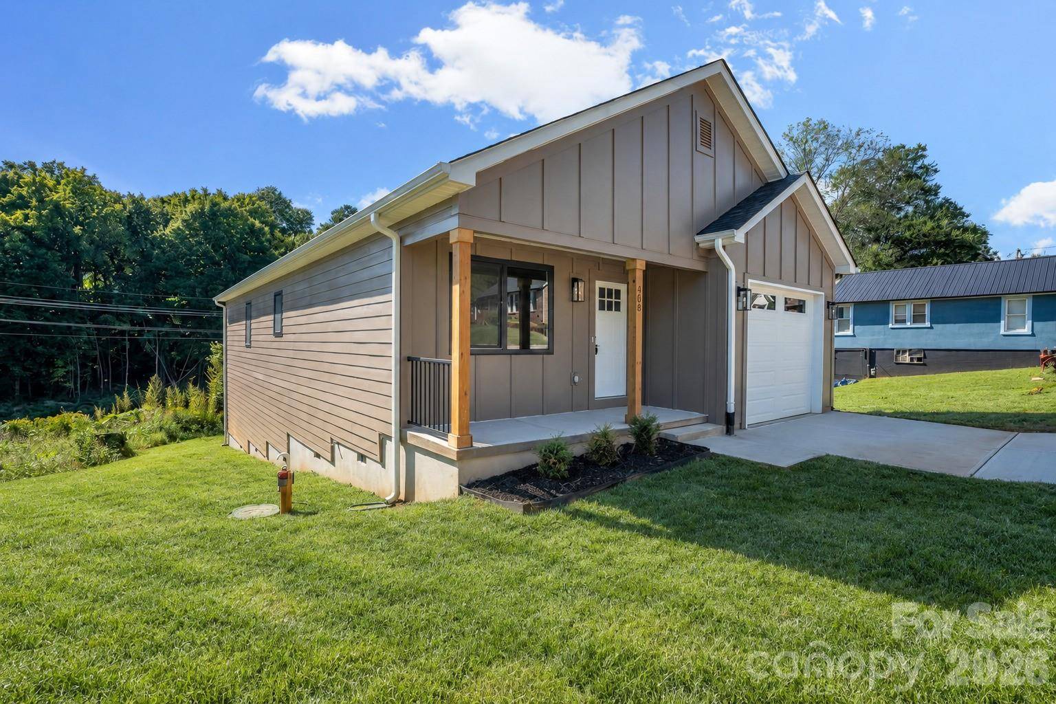 308 N Caldwell AVE, Newton, NC 28658