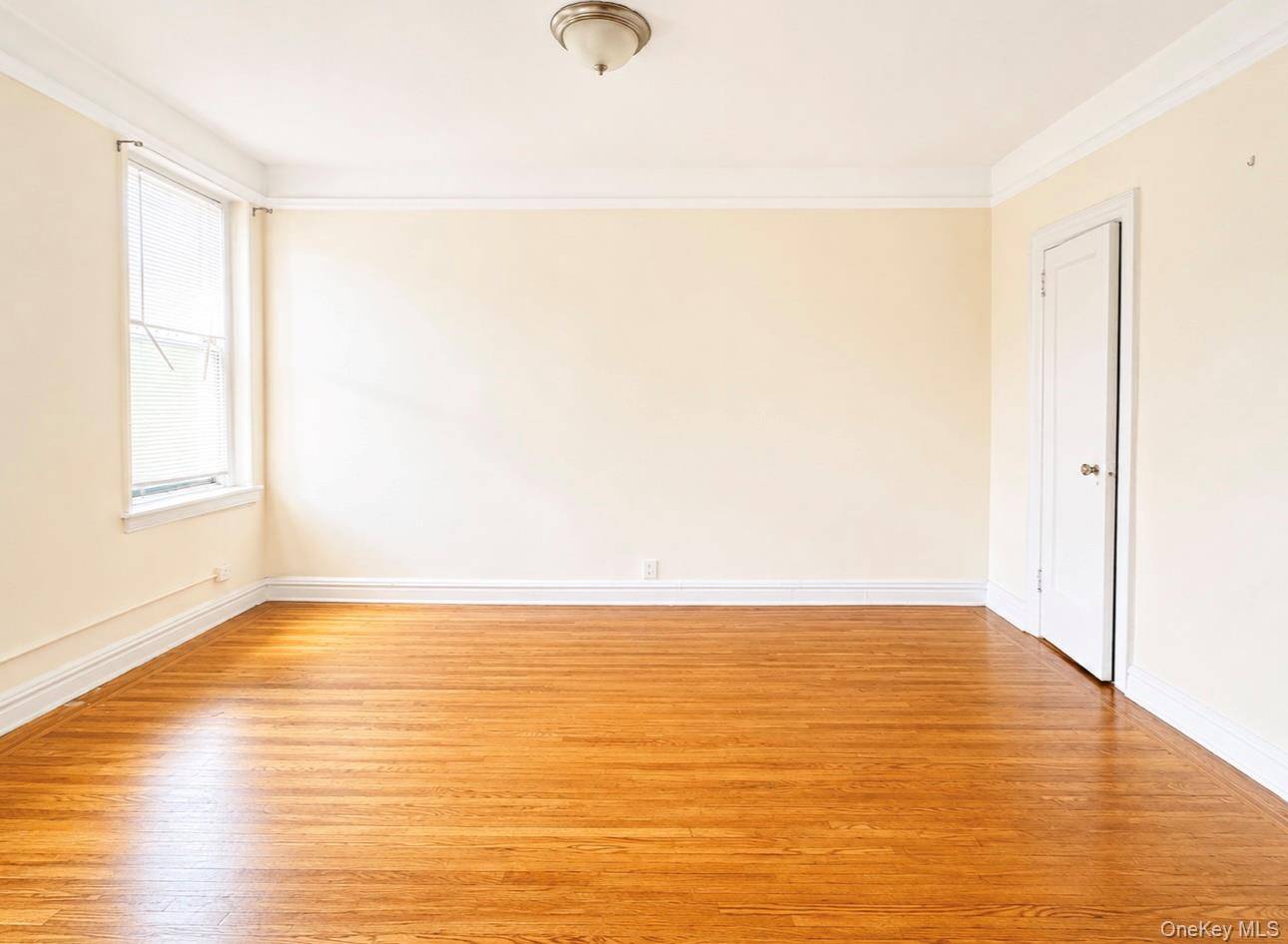 472 Gramatan AVE #EE1, Mount Vernon, NY 10552