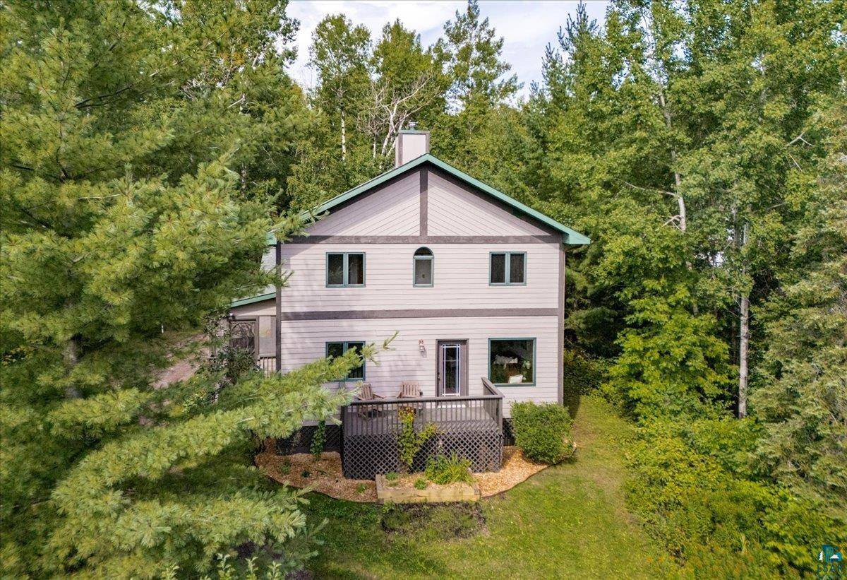 5247 Greenwood Rd, Duluth, MN 55804