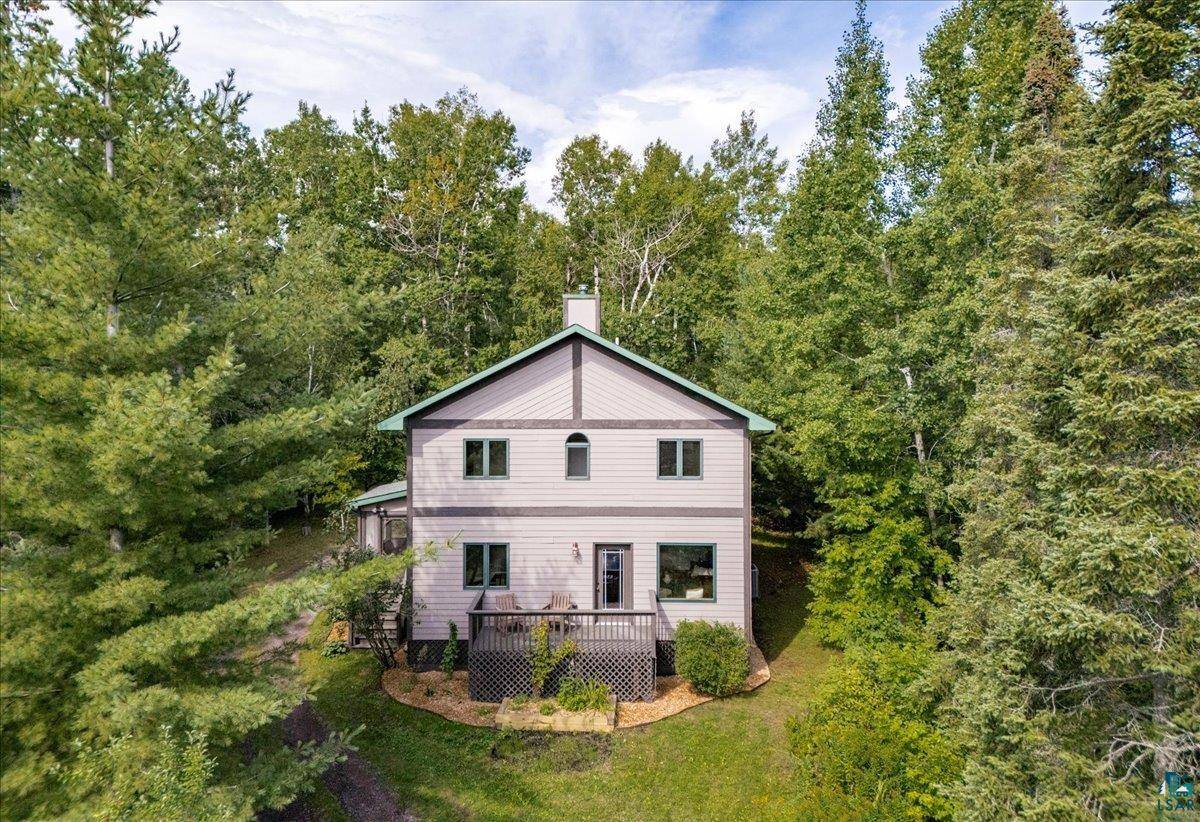 5247 Greenwood Rd, Duluth, MN 55804