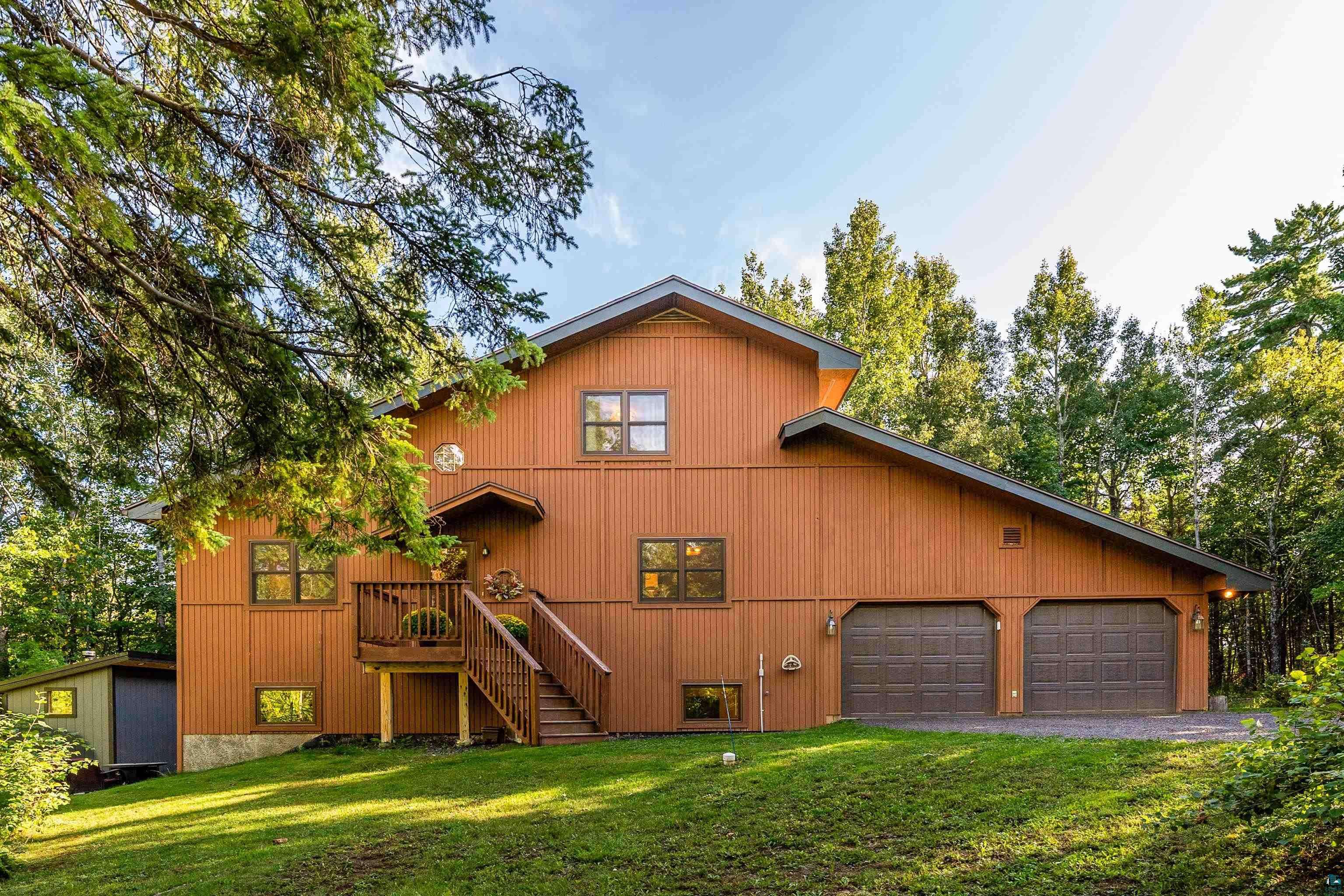 3126 Valet Rd, Duluth, MN 55804