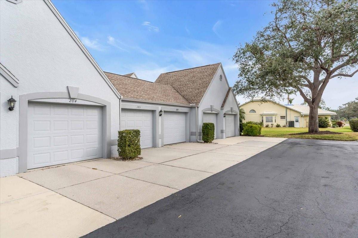 6807 STONE RIVER RD #204, Bradenton, FL 34203