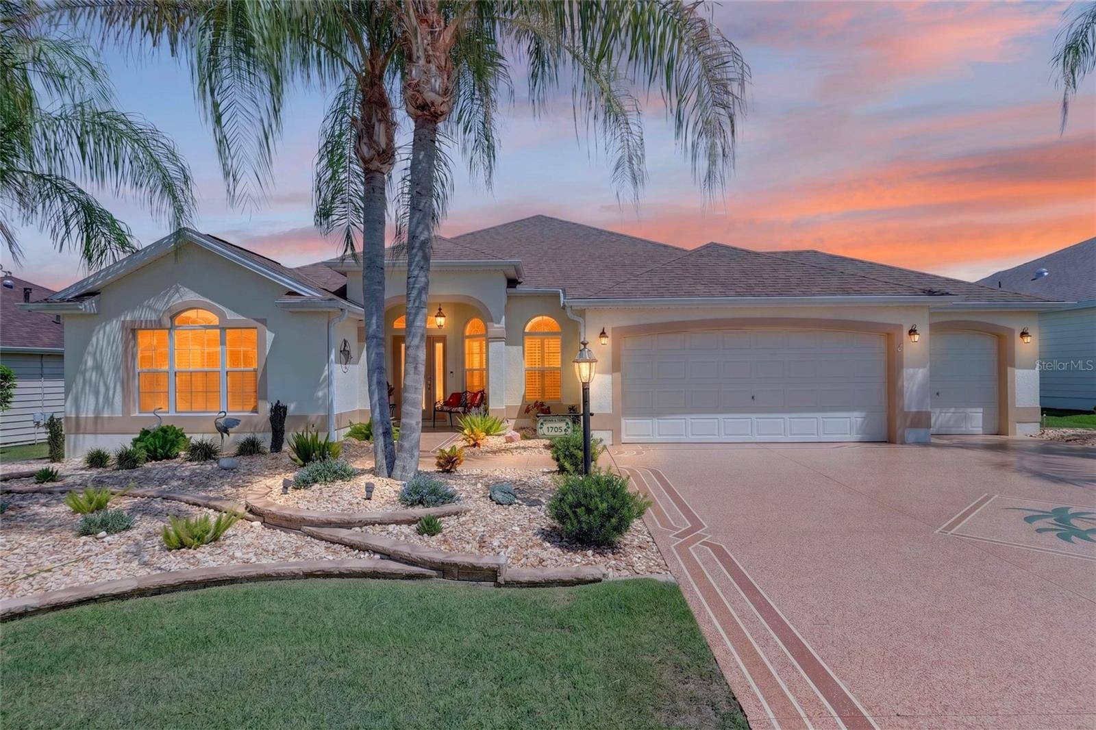 1705 MOUNT CROGHAN TRL, The Villages, FL 32162