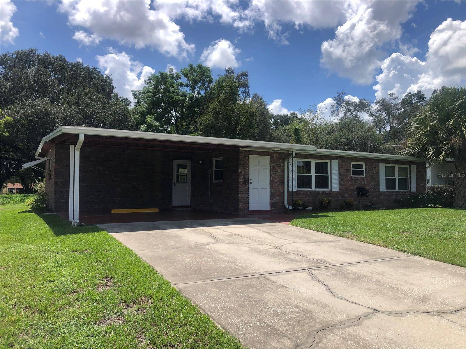 8 MOONLIGHT LN, Winter Haven, FL 33884