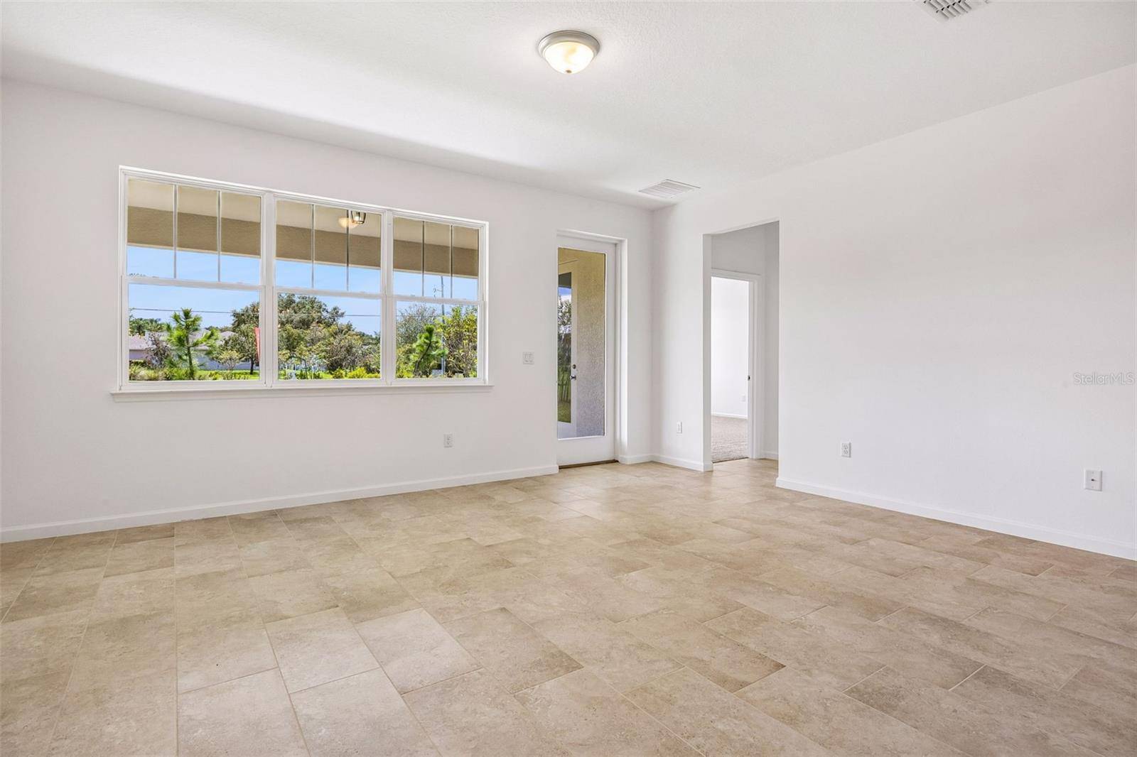 3780 WATERCLIFF CIR, Grand Island, FL 32735