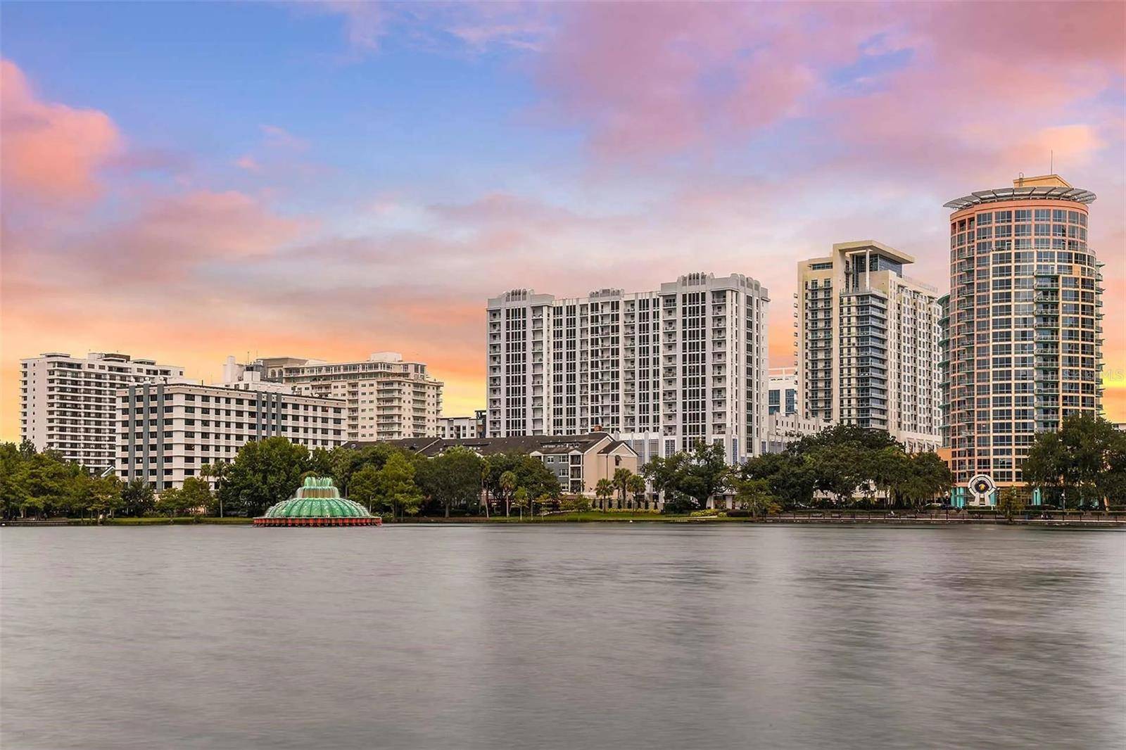 100.2 LAKE AVE, Orlando, FL 32801