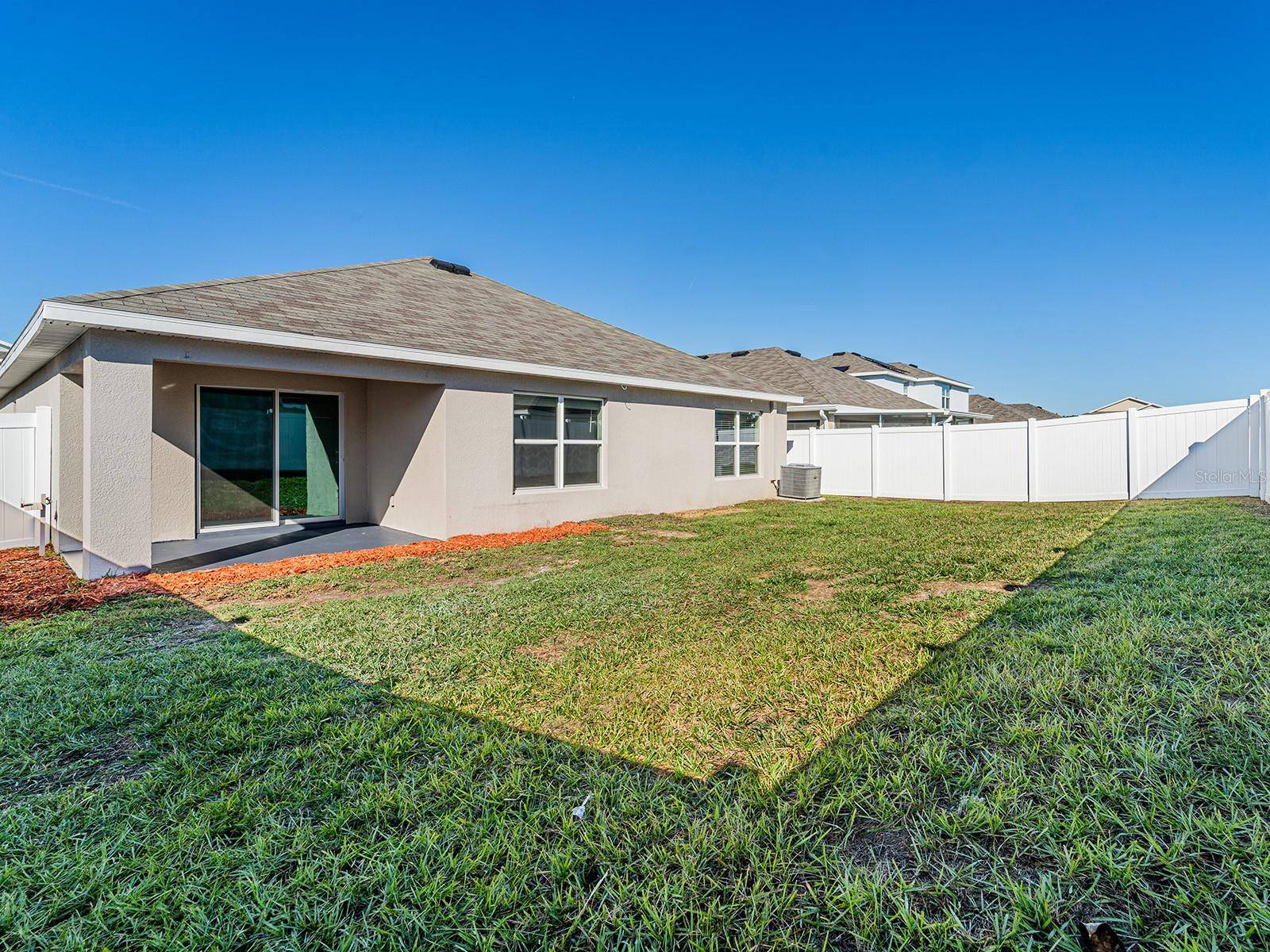 13748 WINEBERRY DR, Dade City, FL 33525