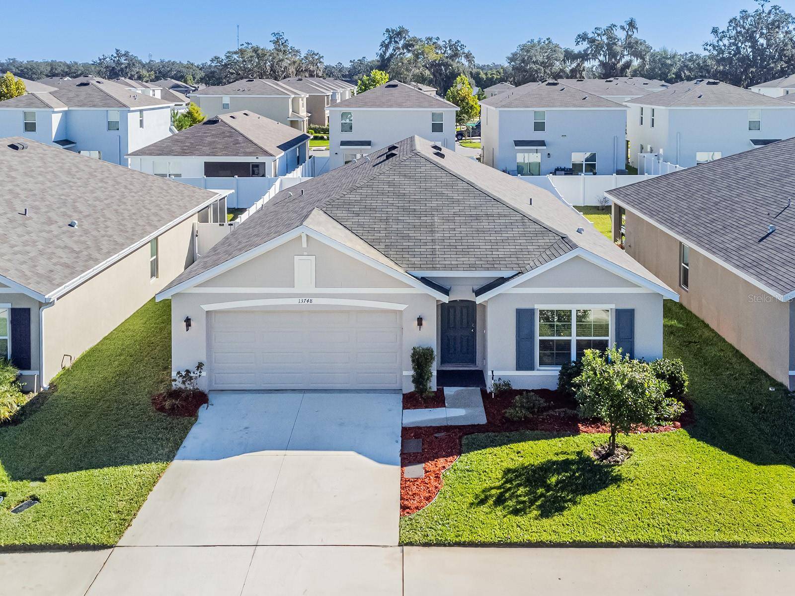 13748 WINEBERRY DR, Dade City, FL 33525