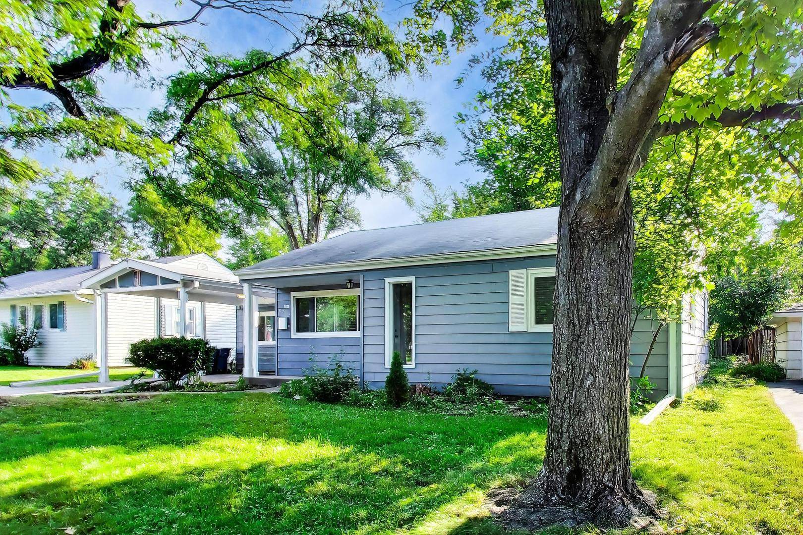 5705 Aubrey TER, Downers Grove, IL 60516