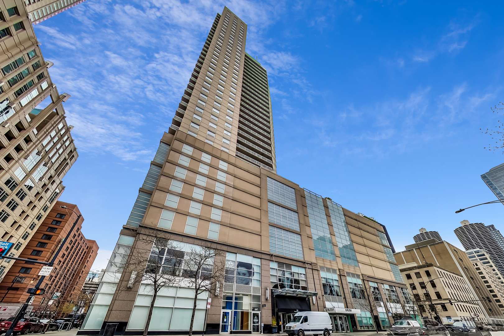 545 N Dearborn ST #2309, Chicago, IL 60654