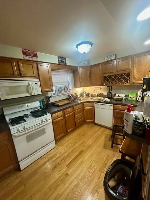 4342 N Kedvale AVE #3C, Chicago, IL 60641