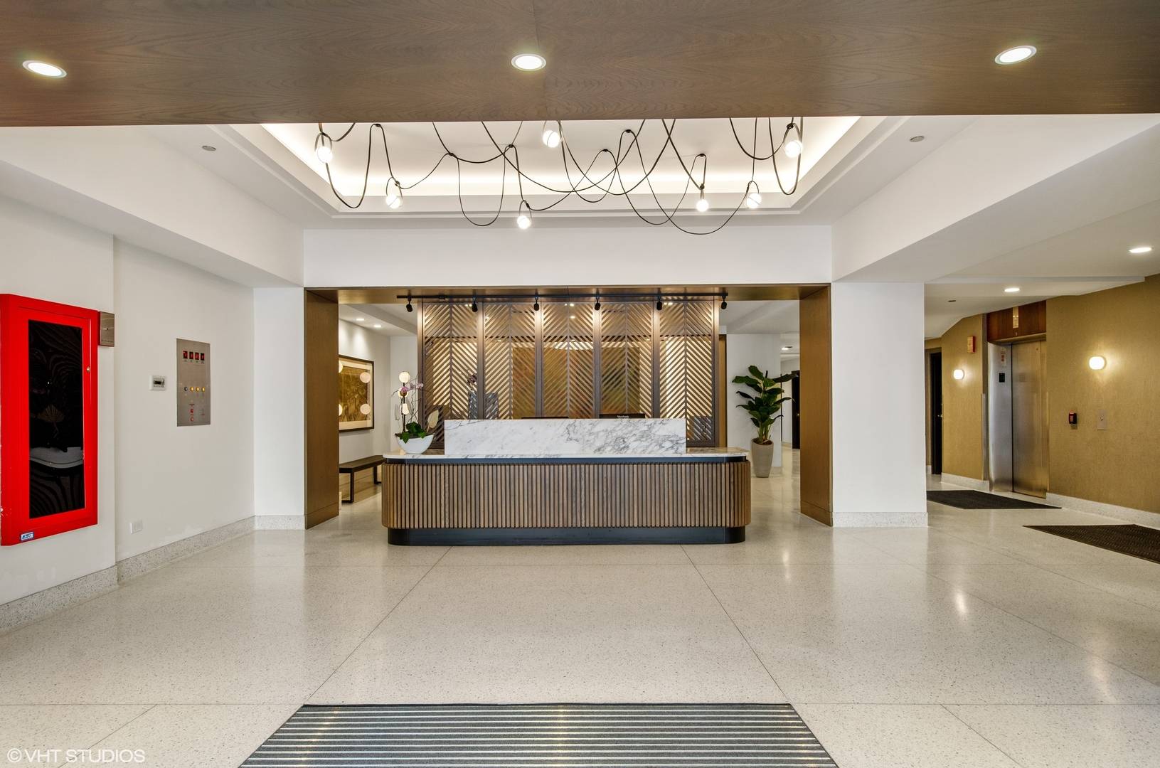165 N Canal ST #1406, Chicago, IL 60606