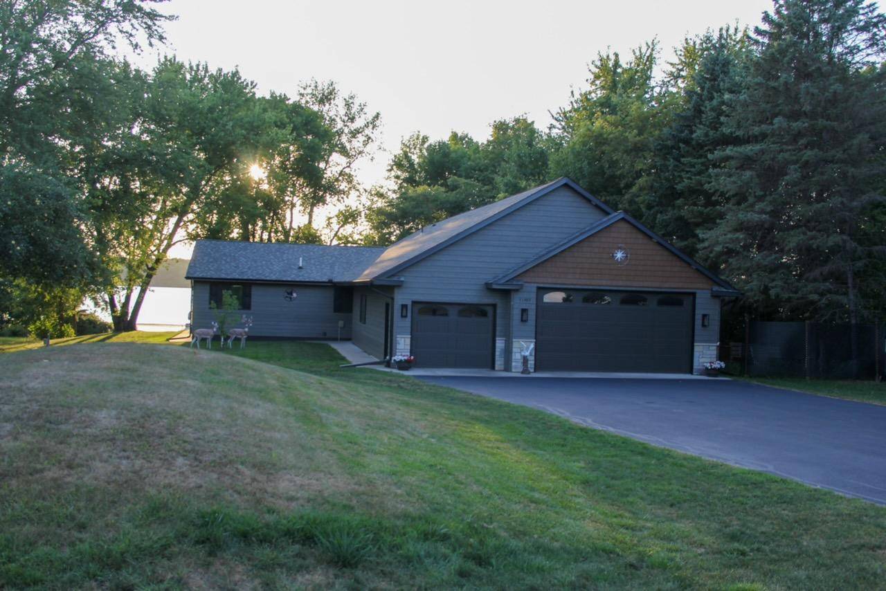 11489 Alcott DR, Sauk Centre, MN 56378