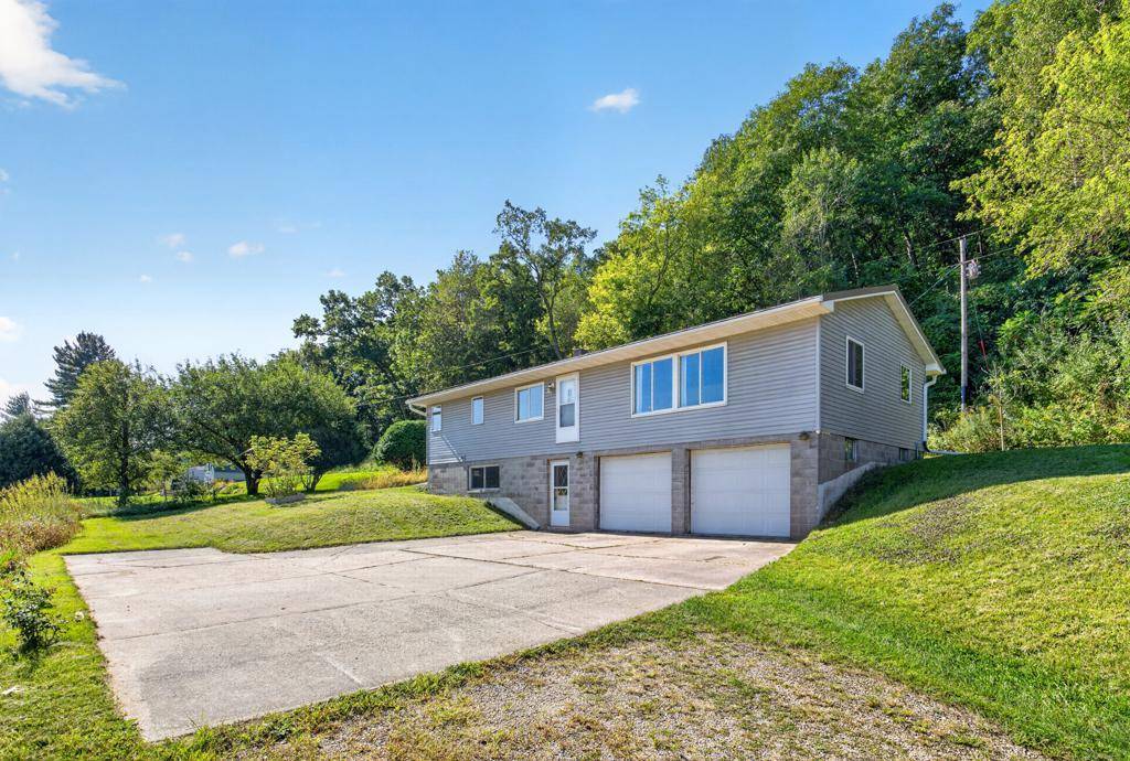18599 Horse Shoe RD, Rollingstone, MN 55969
