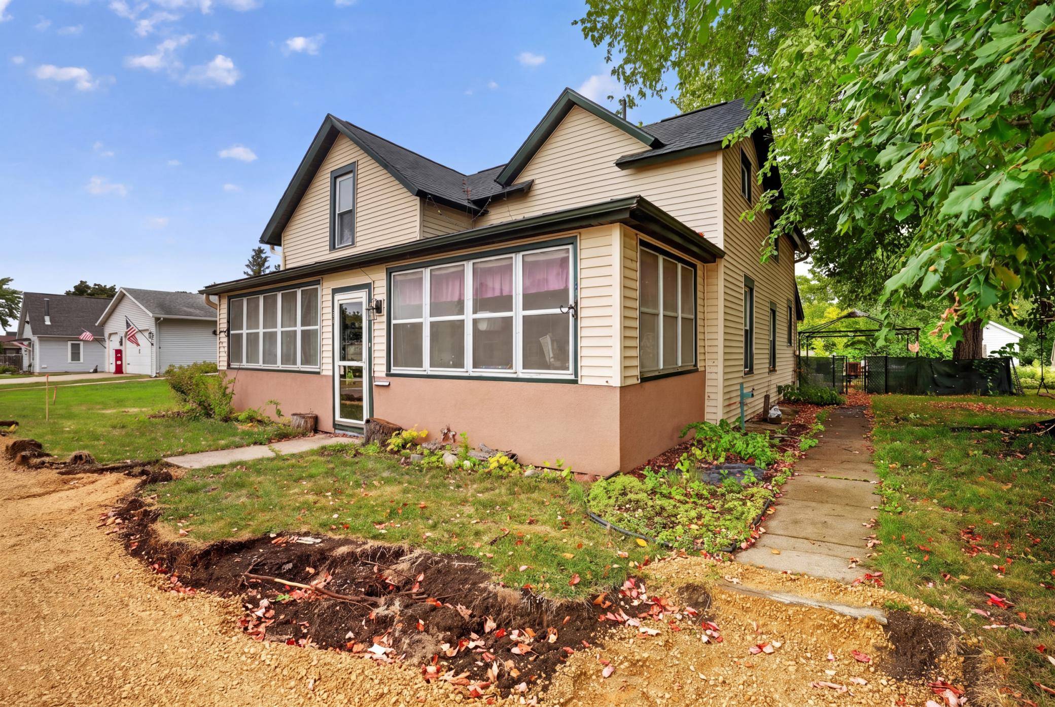 808 N Garden ST, Lake City, MN 55041
