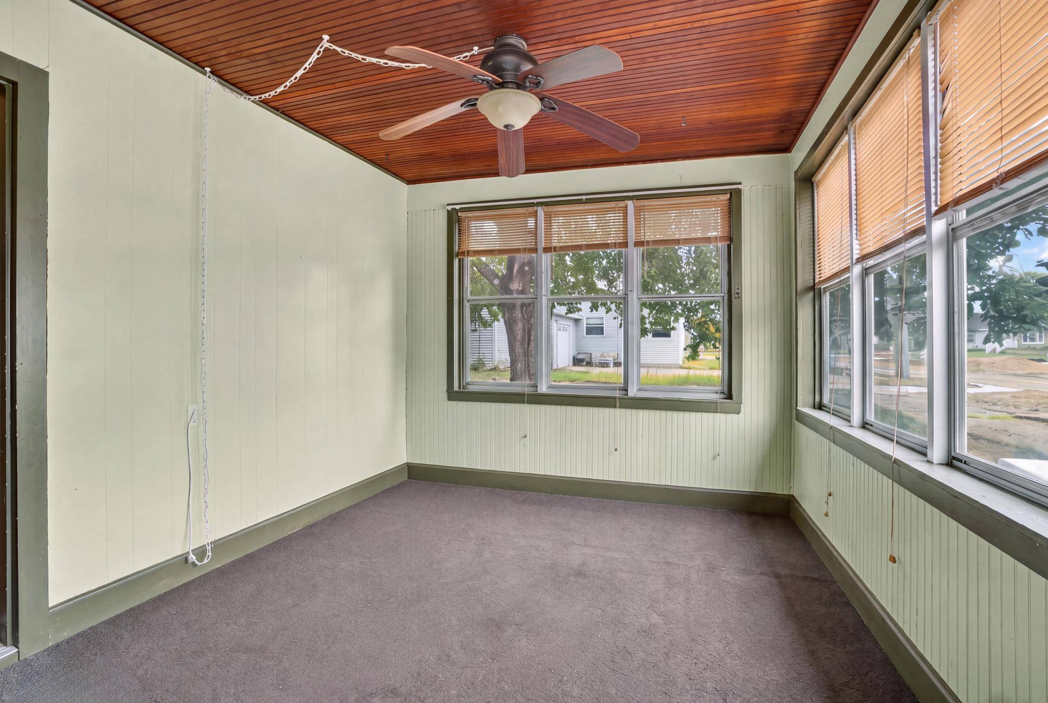 808 N Garden ST, Lake City, MN 55041