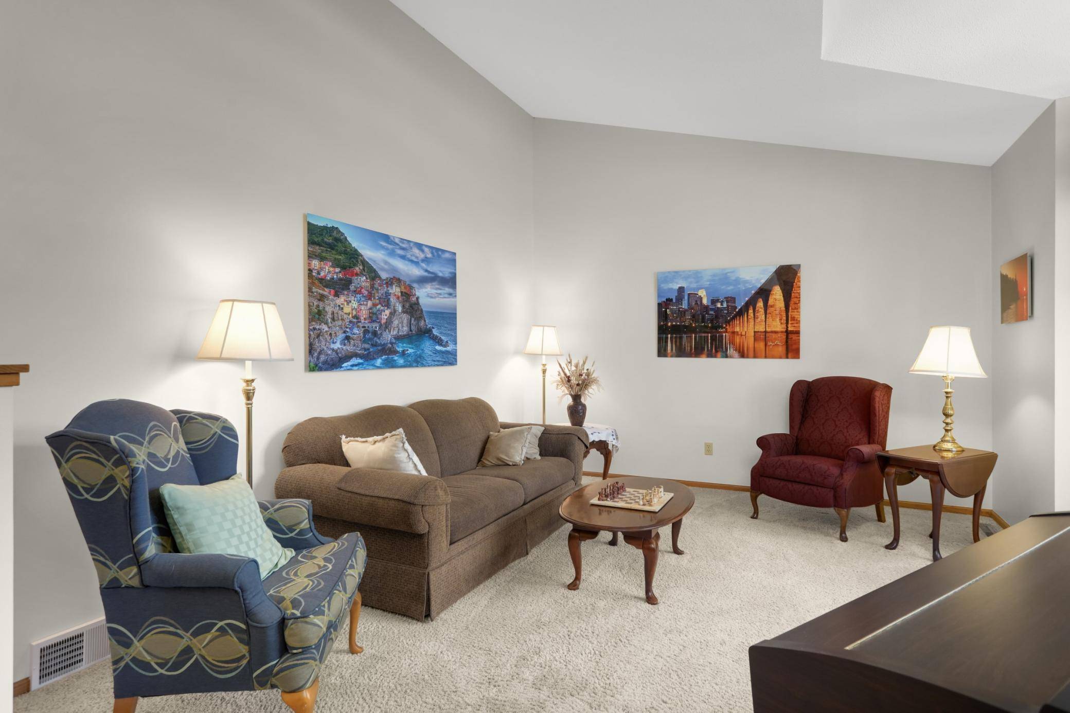 3266 Rolling Hills DR, Eagan, MN 55121