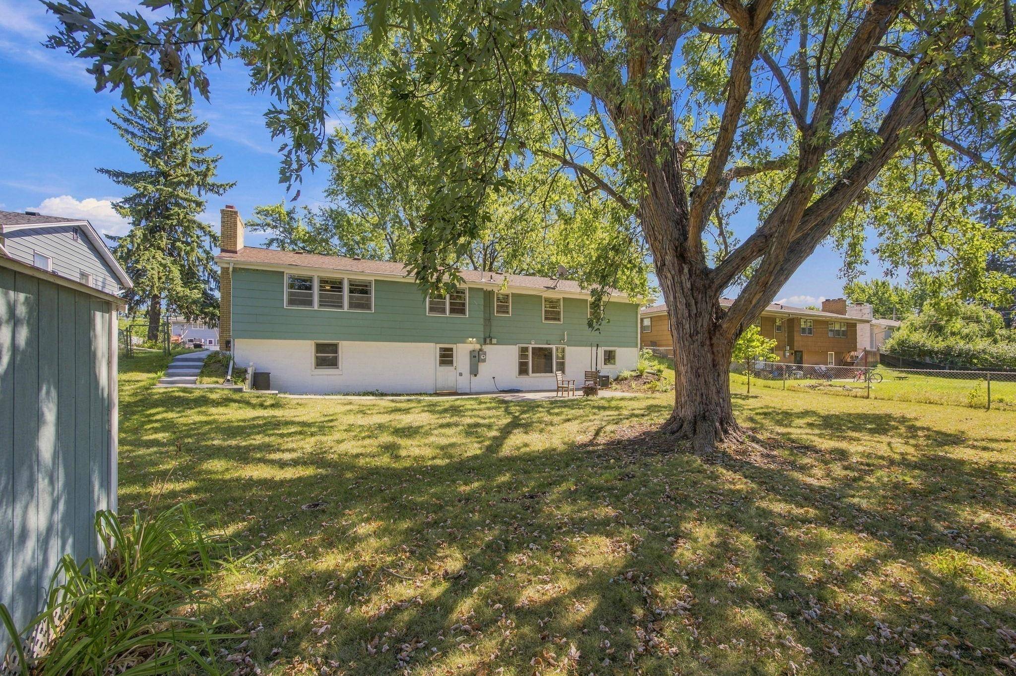 4725 Winnetka AVE N, New Hope, MN 55428