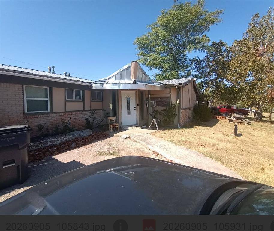 422 NW Woodridge ST, Lawton, OK 73507