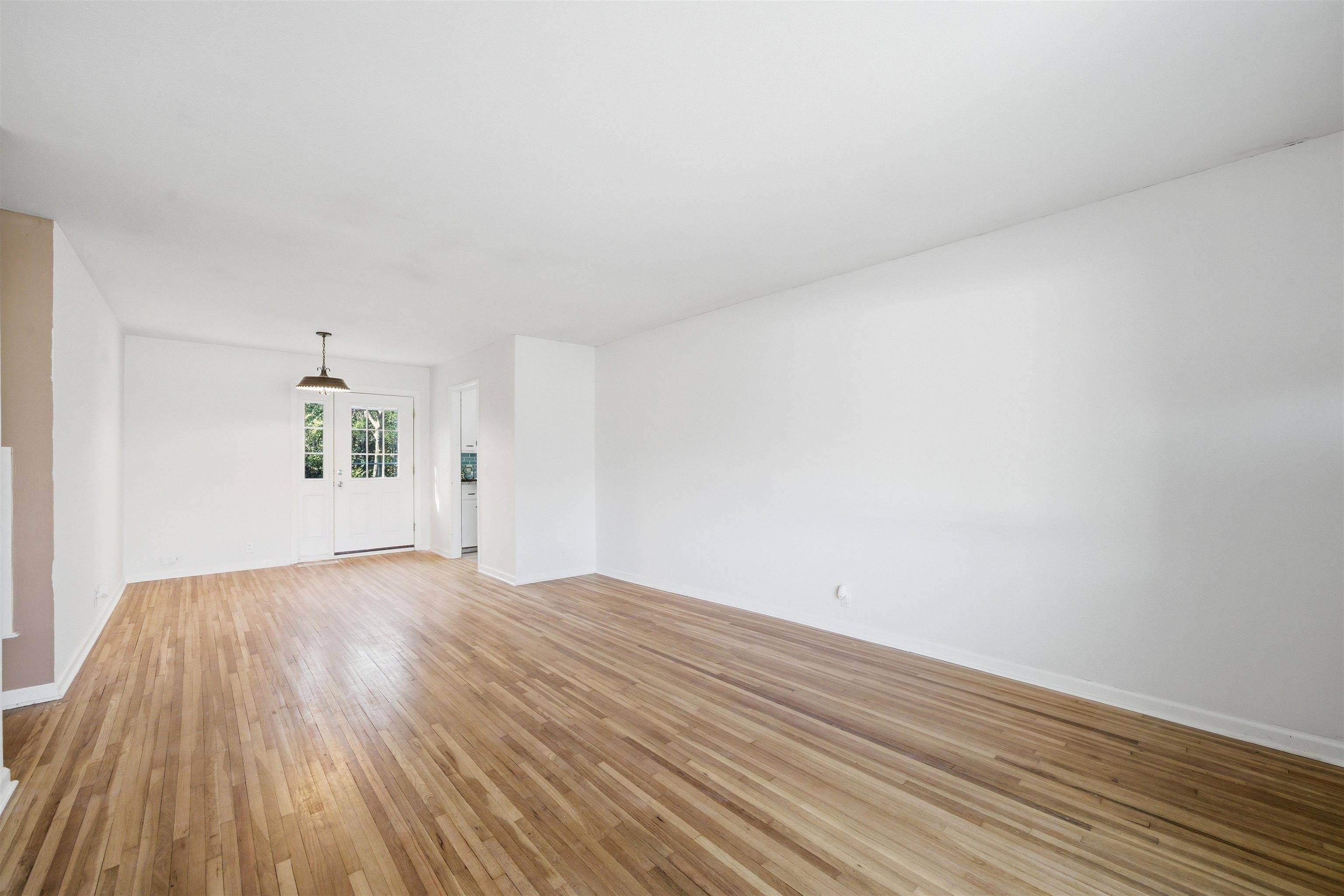 7603 E Gilbert St, Wichita, KS 67207