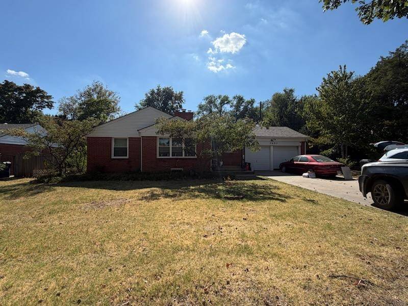5605 E Rockwood Rd, Wichita, KS 67208