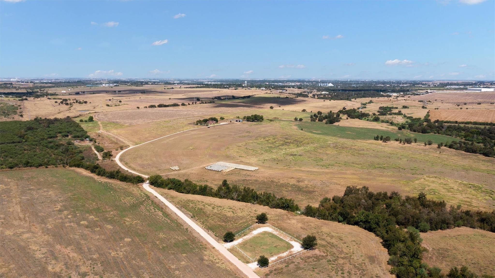 600 County Rd 447 RD, Taylor, TX 76574