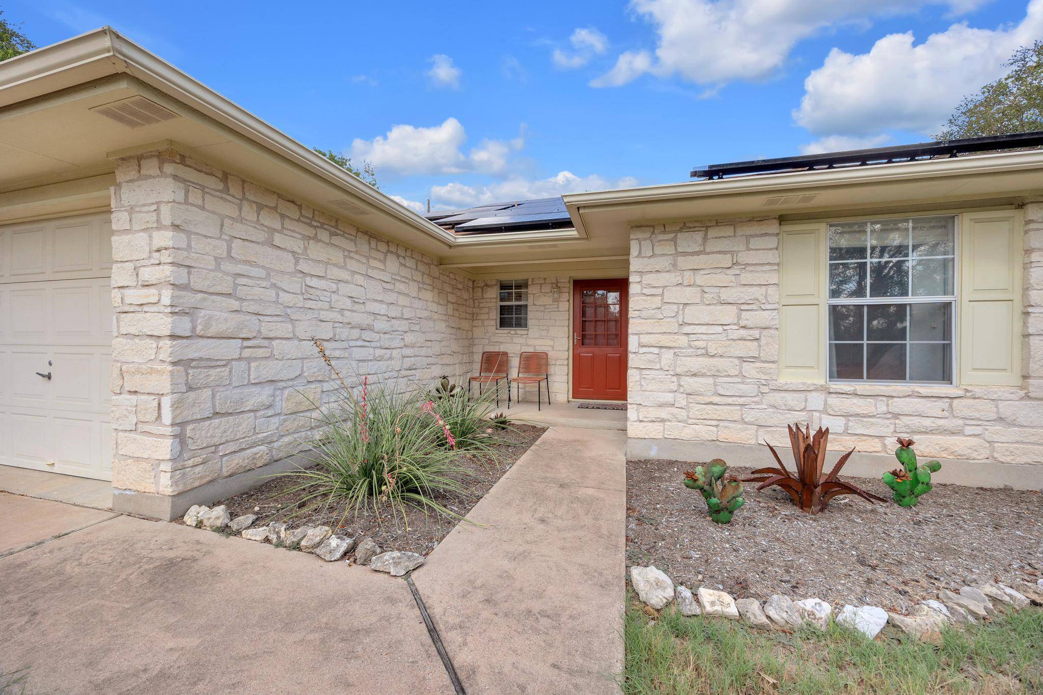 8300 Red Willow DR, Austin, TX 78736