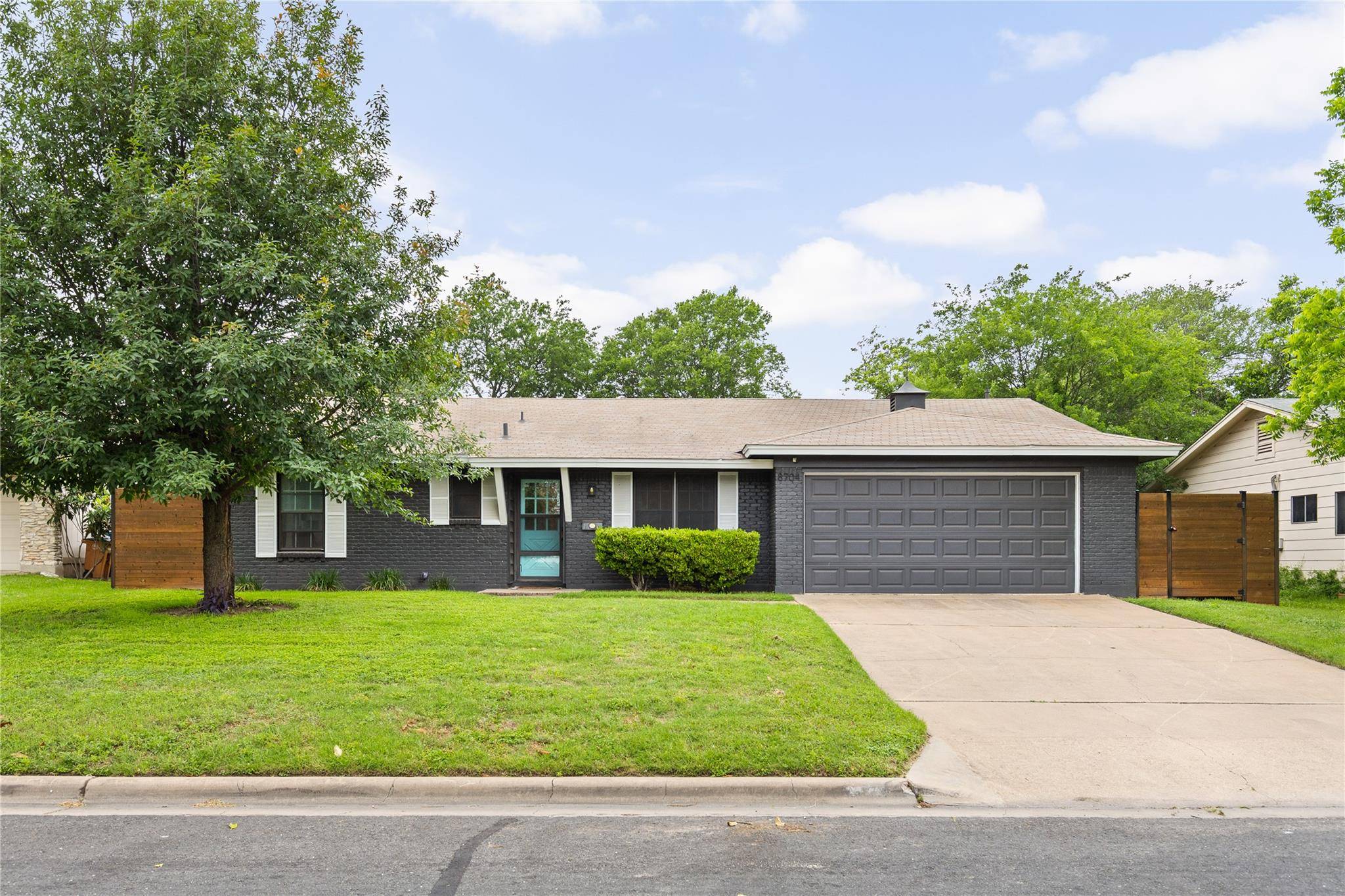 8704 Clarewood DR, Austin, TX 78758