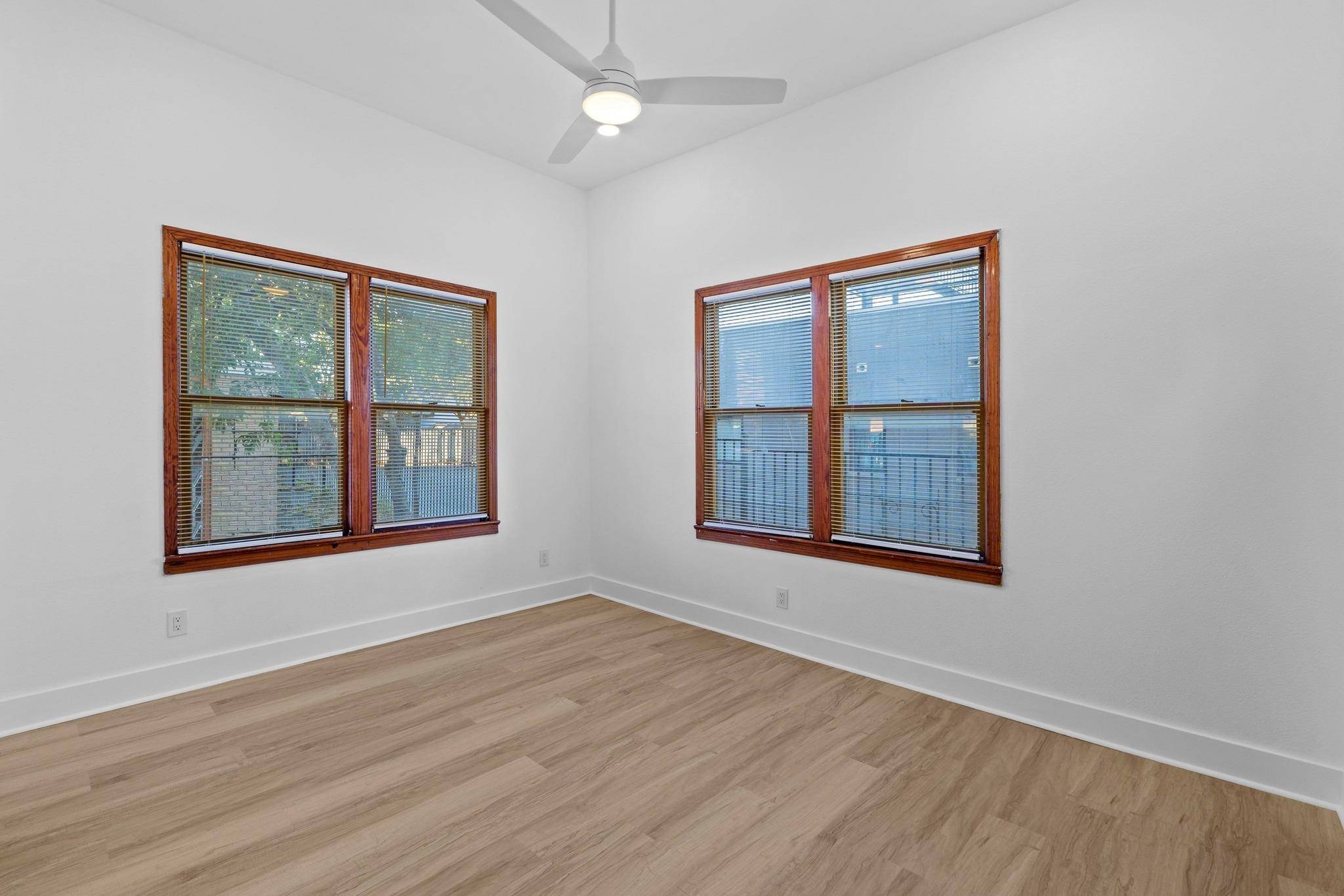 1308 E 12th ST #B, Austin, TX 78702