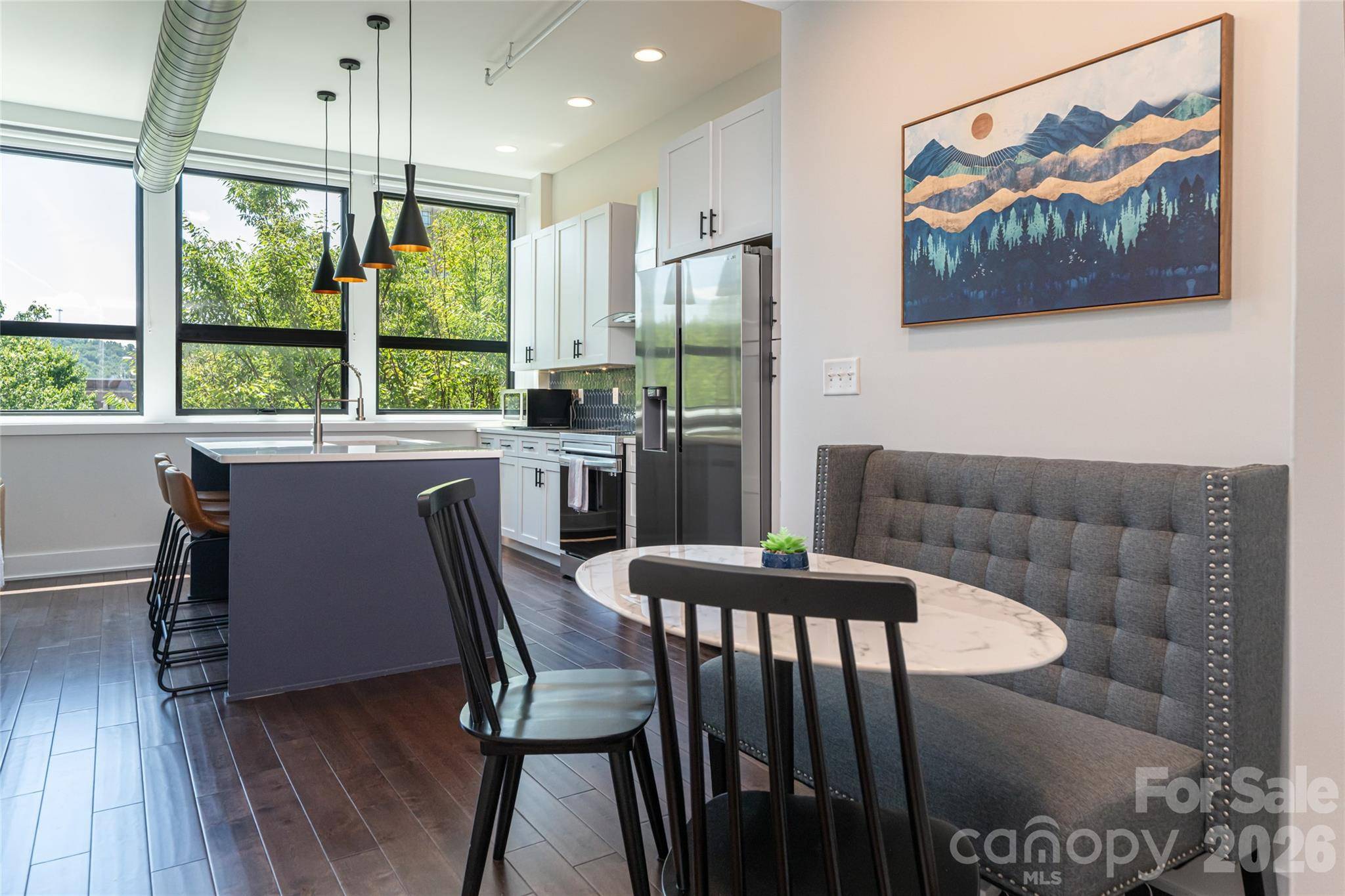 122 College ST #201, Asheville, NC 28801