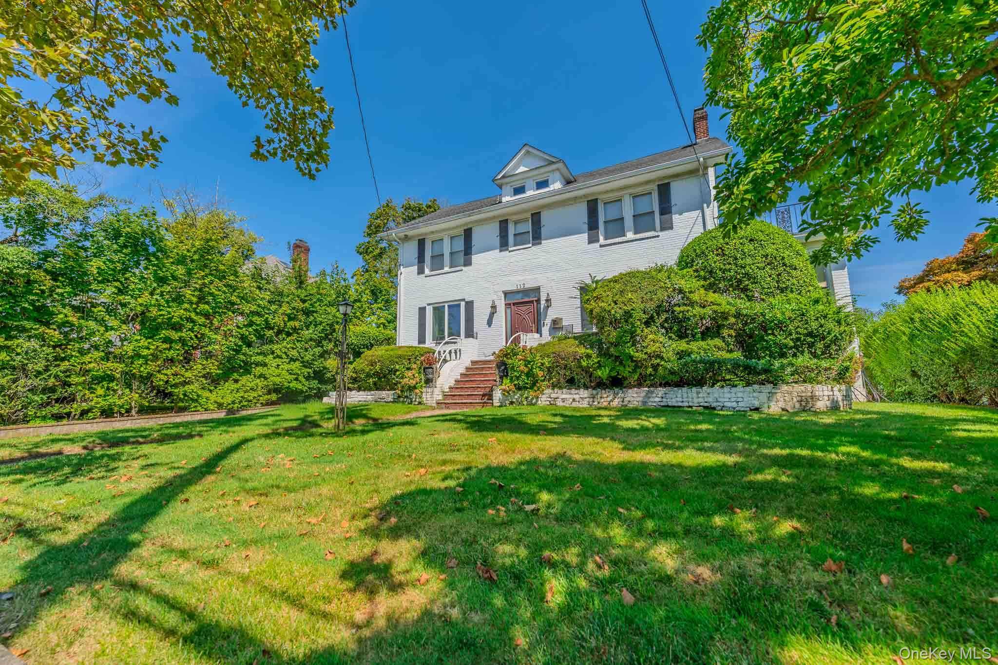 112 Harrison ST, Lawrence, NY 11559