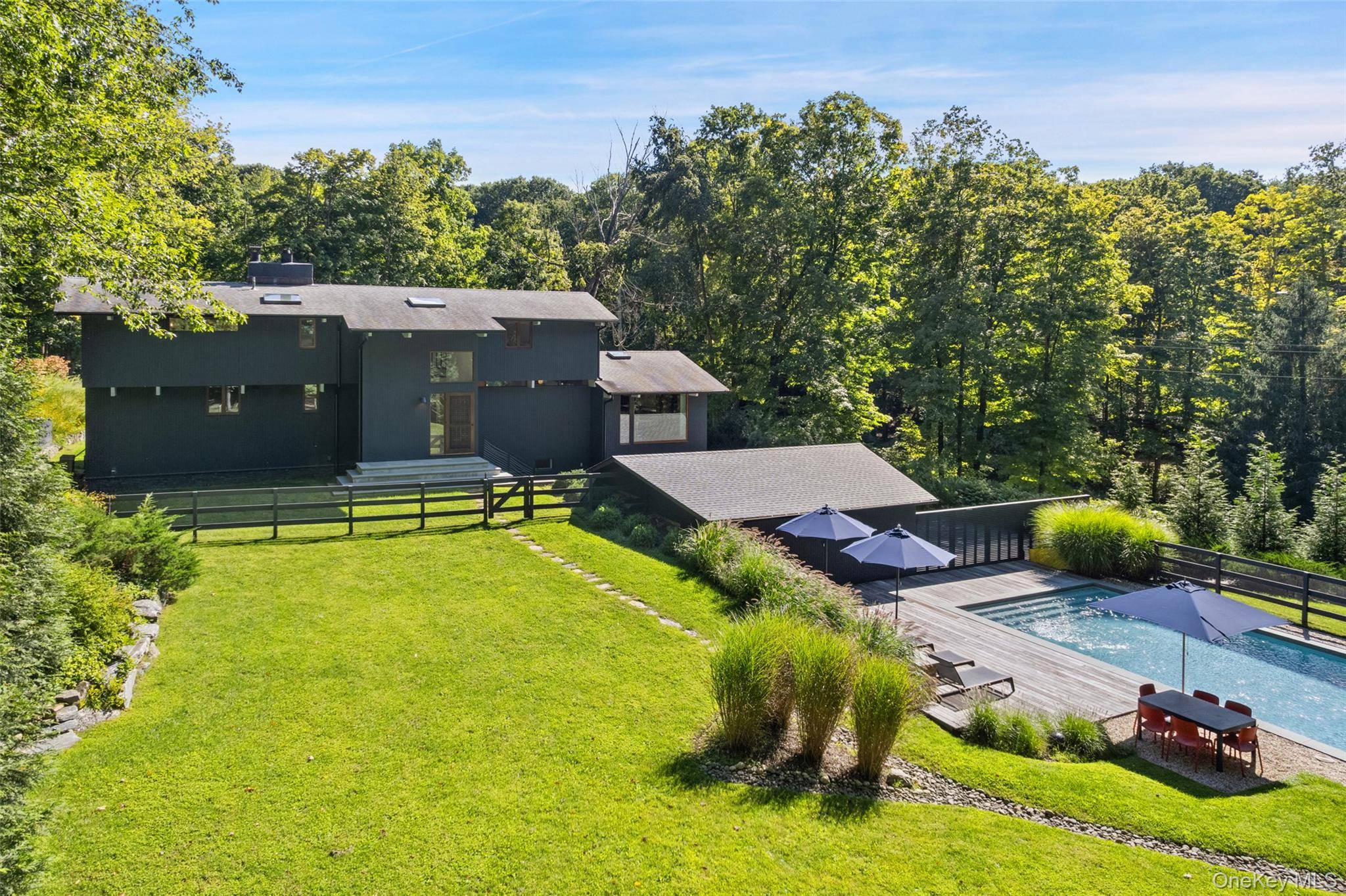 21 Black Spring RD, Pound Ridge, NY 10576