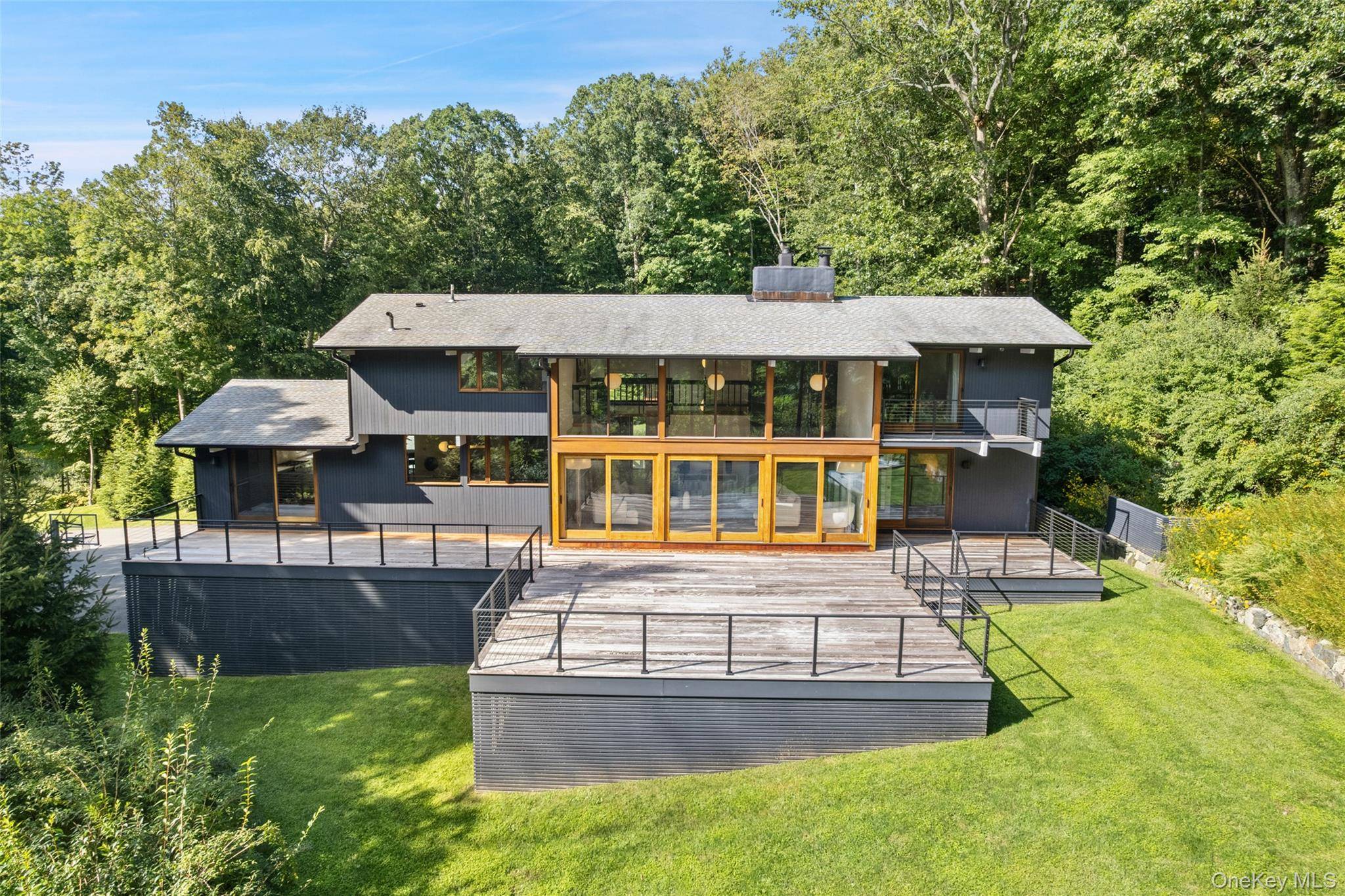 21 Black Spring RD, Pound Ridge, NY 10576