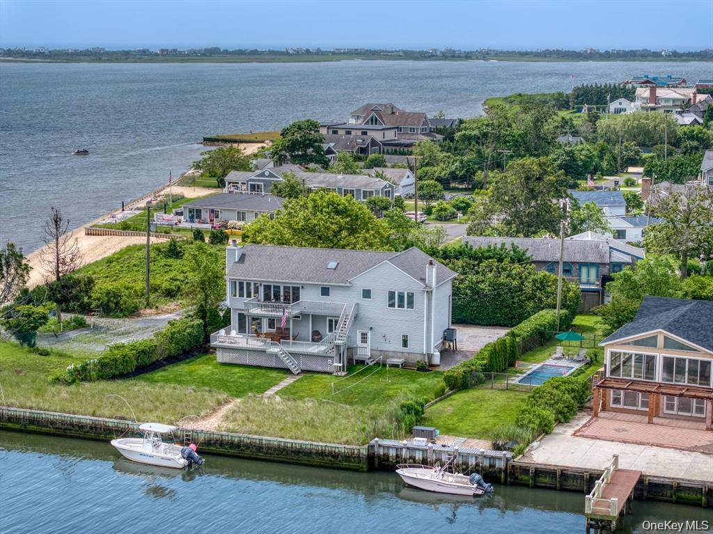 2 Bayside AVE, East Quogue, NY 11942