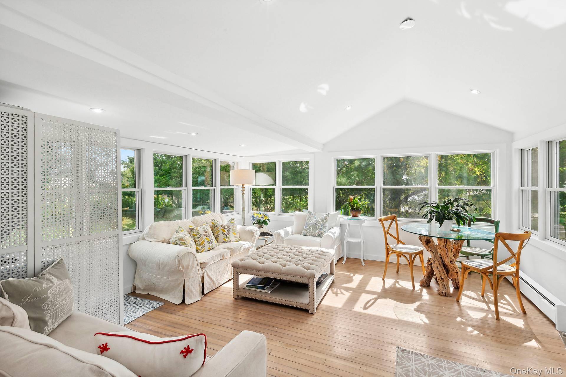 3 Clinton AVE, East Quogue, NY 11942