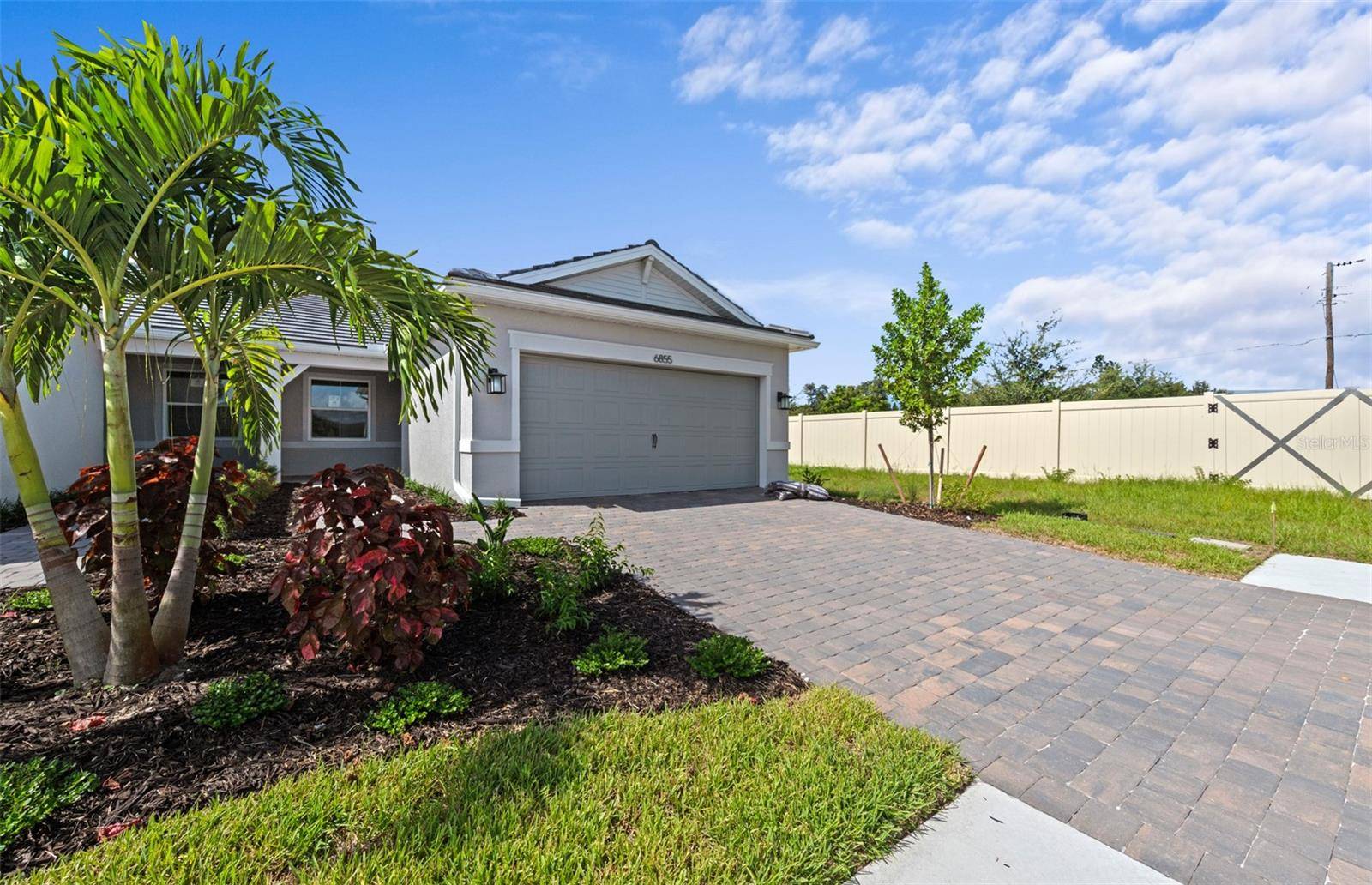 6855 CALI CT, Nokomis, FL 34275