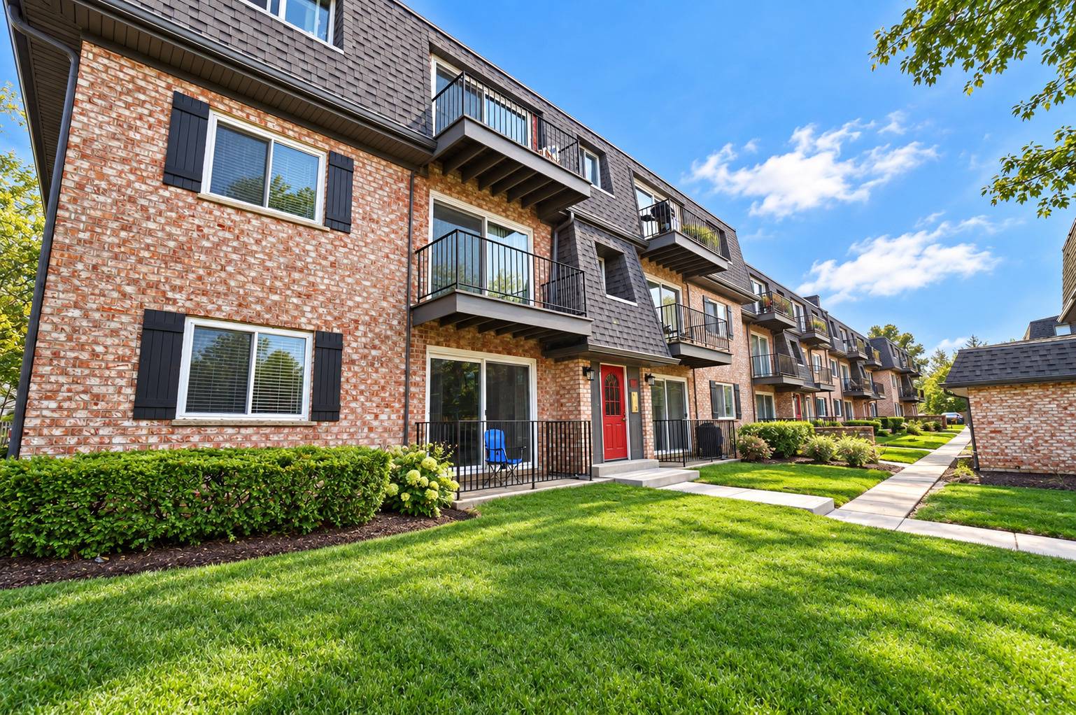 916 S Plum Grove RD #224, Palatine, IL 60067