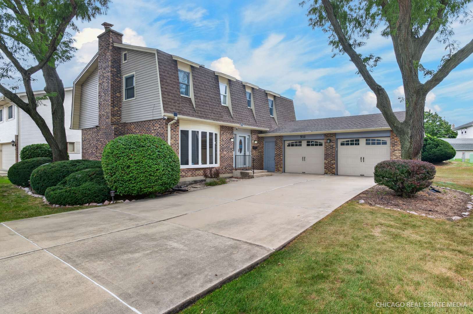 511 Cottonwood LN, Schaumburg, IL 60193