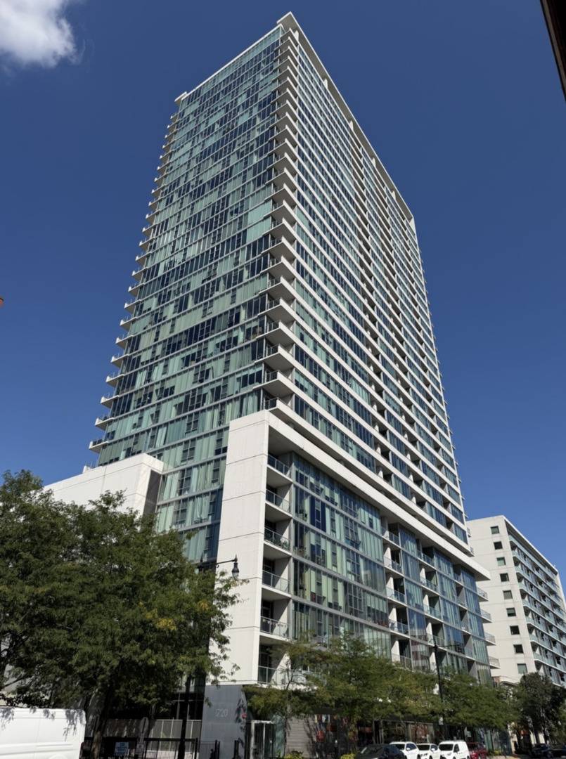 1720 S Michigan AVE #1106, Chicago, IL 60616