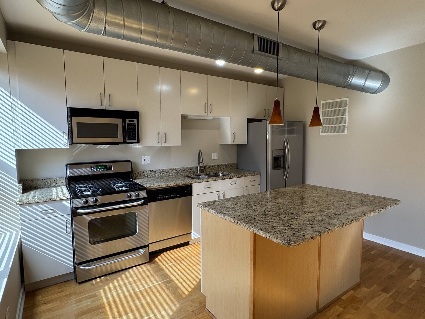4537 S Drexel BLVD #603, Chicago, IL 60653