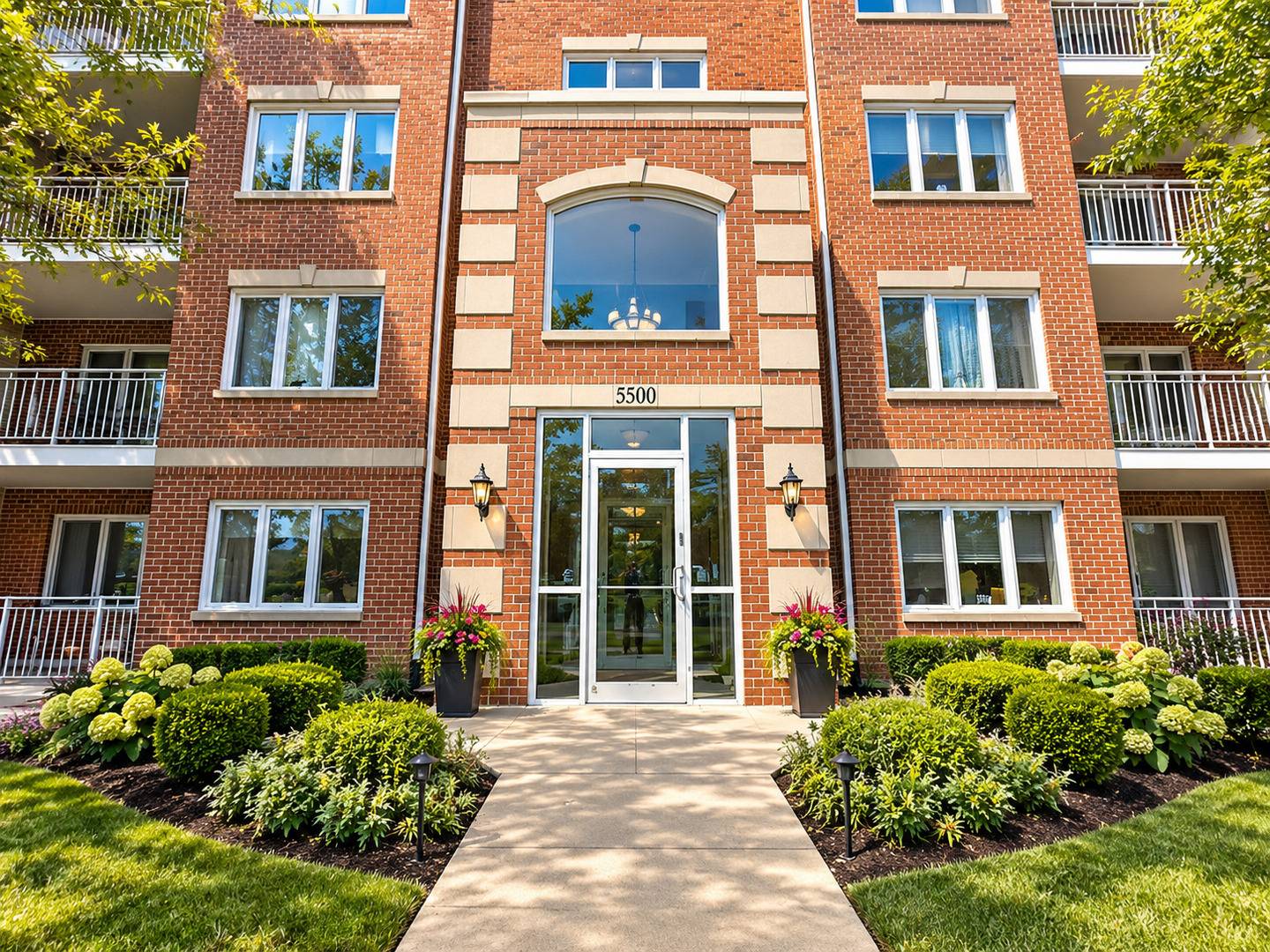 5500 W 115th ST #204, Oak Lawn, IL 60453