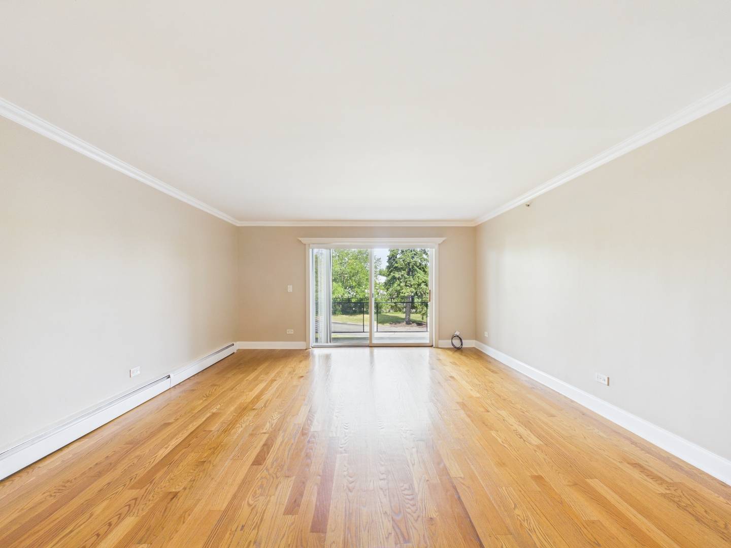 2210 S GOEBBERT RD #226, Arlington Heights, IL 60005