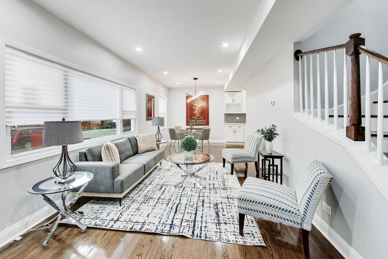 2227 Foster ST, Evanston, IL 60201
