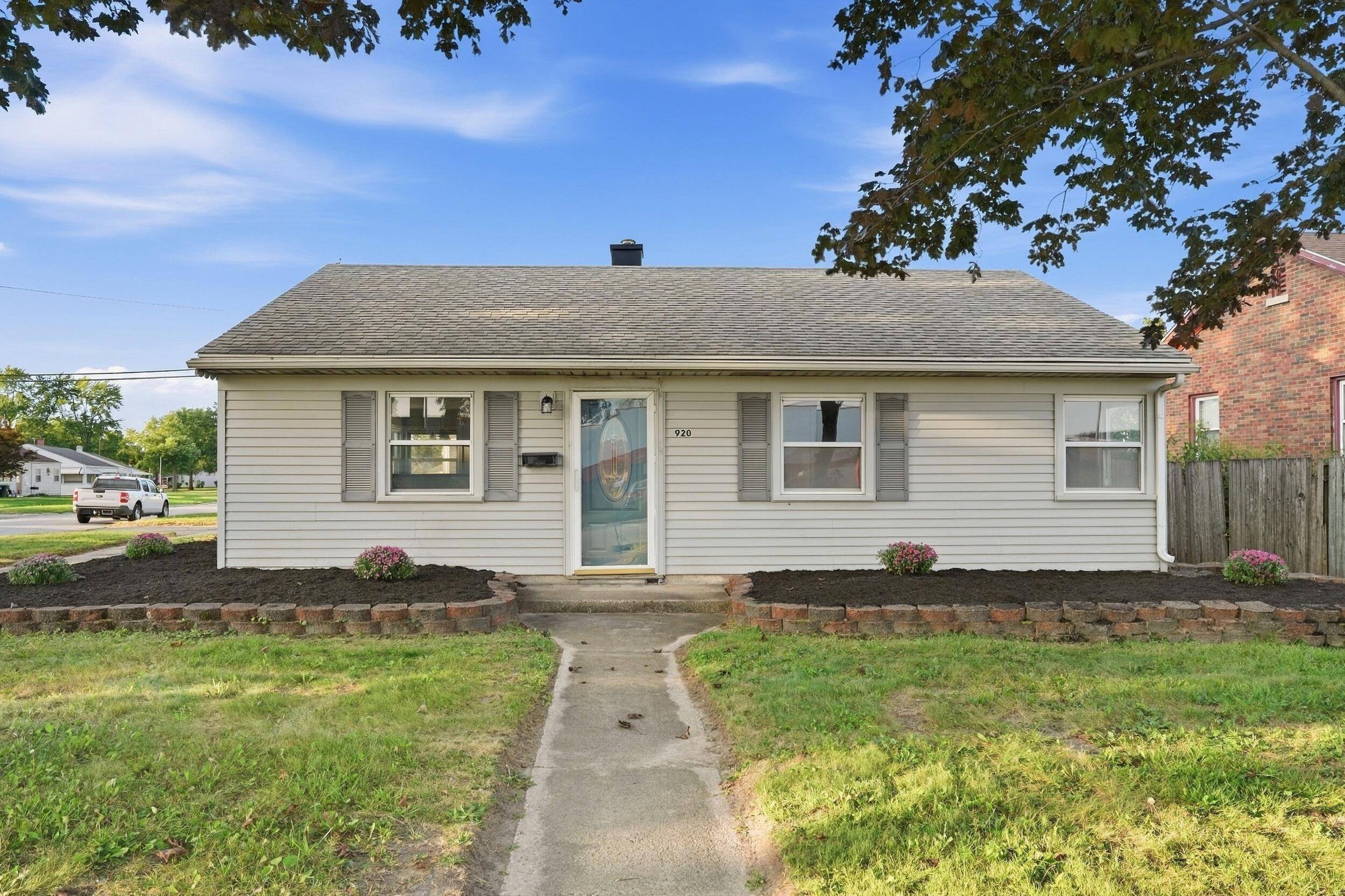 920 W Old Ridge Road, Hobart, IN 46342