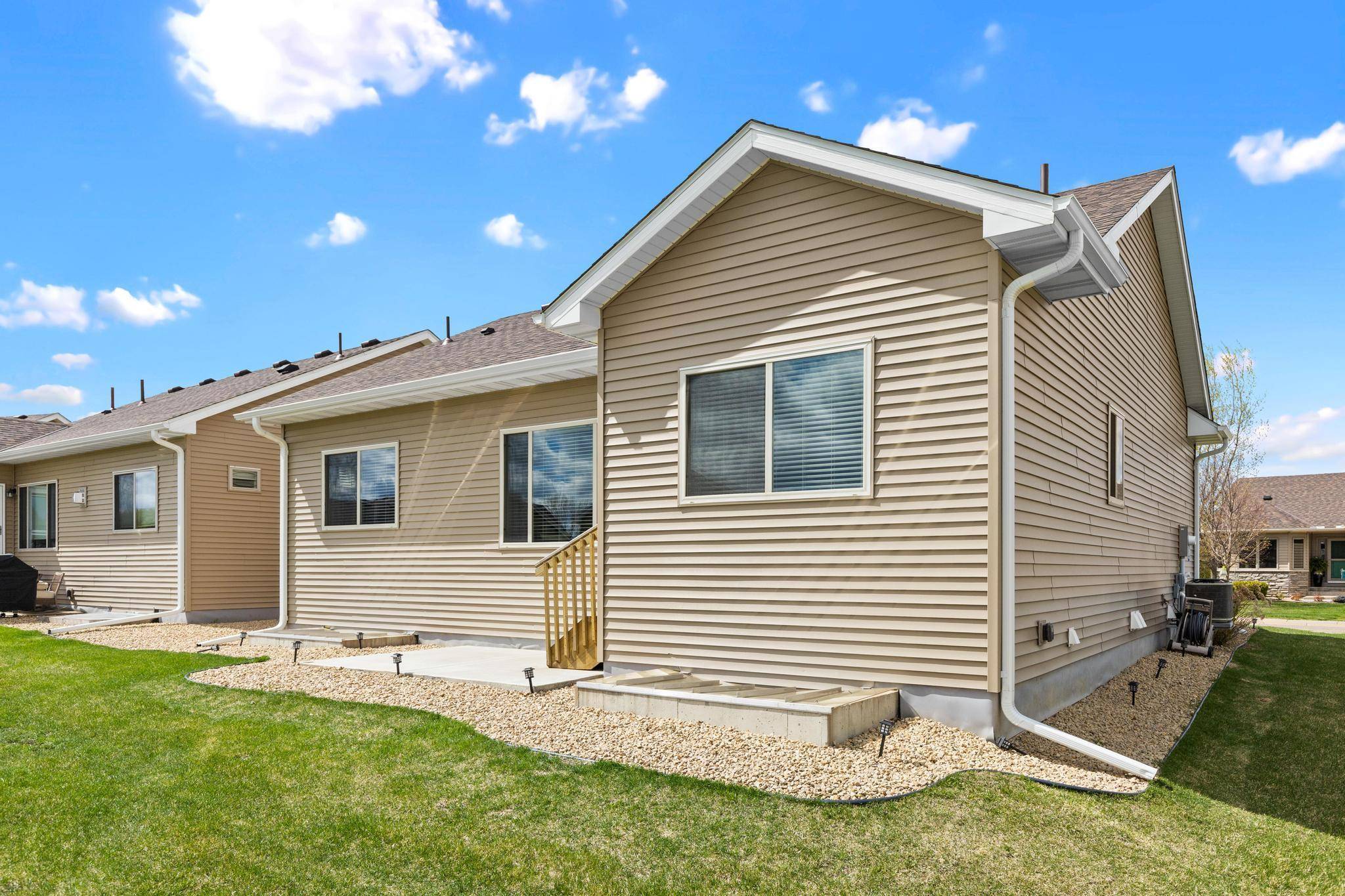 6023 Iris LN, Rockford, MN 55373